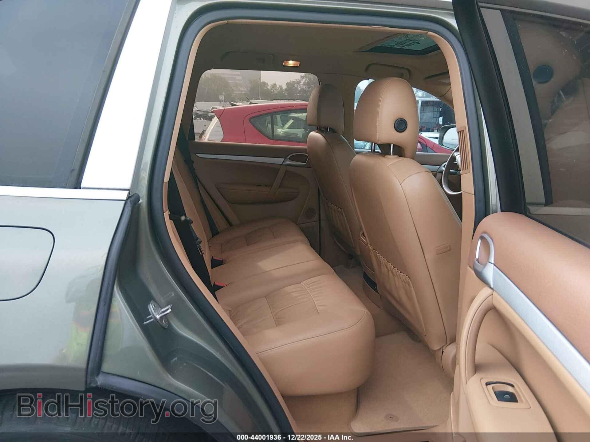 2010 PORSCHE CAYENNE - VIN: WP1AA2APXALA06511 - Фото 8