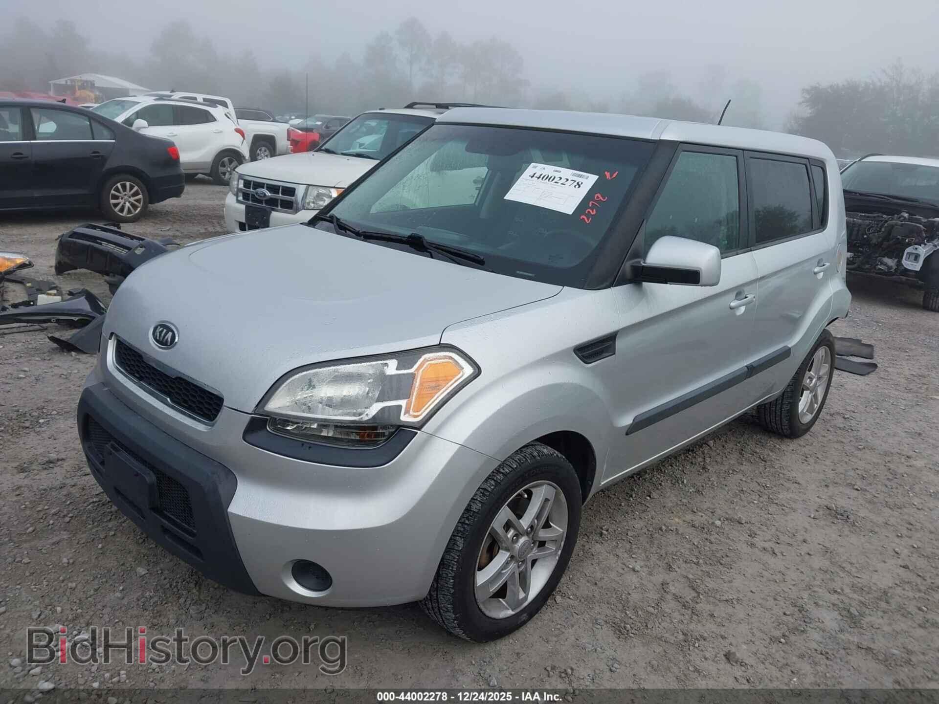 2011 KIA SOUL - VIN: KNDJT2A29B7705106 - Фото 2