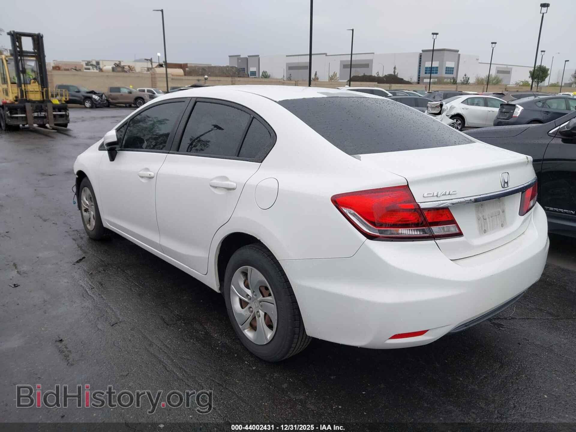 2015 HONDA CIVIC - VIN: 2HGFB2F57FH542091 - Фото 3