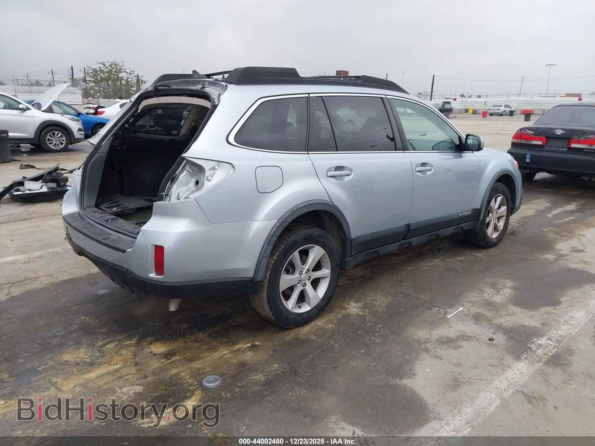 2014 SUBARU OUTBACK - VIN: 4S4BRDNC4E2202694 - Фото 4