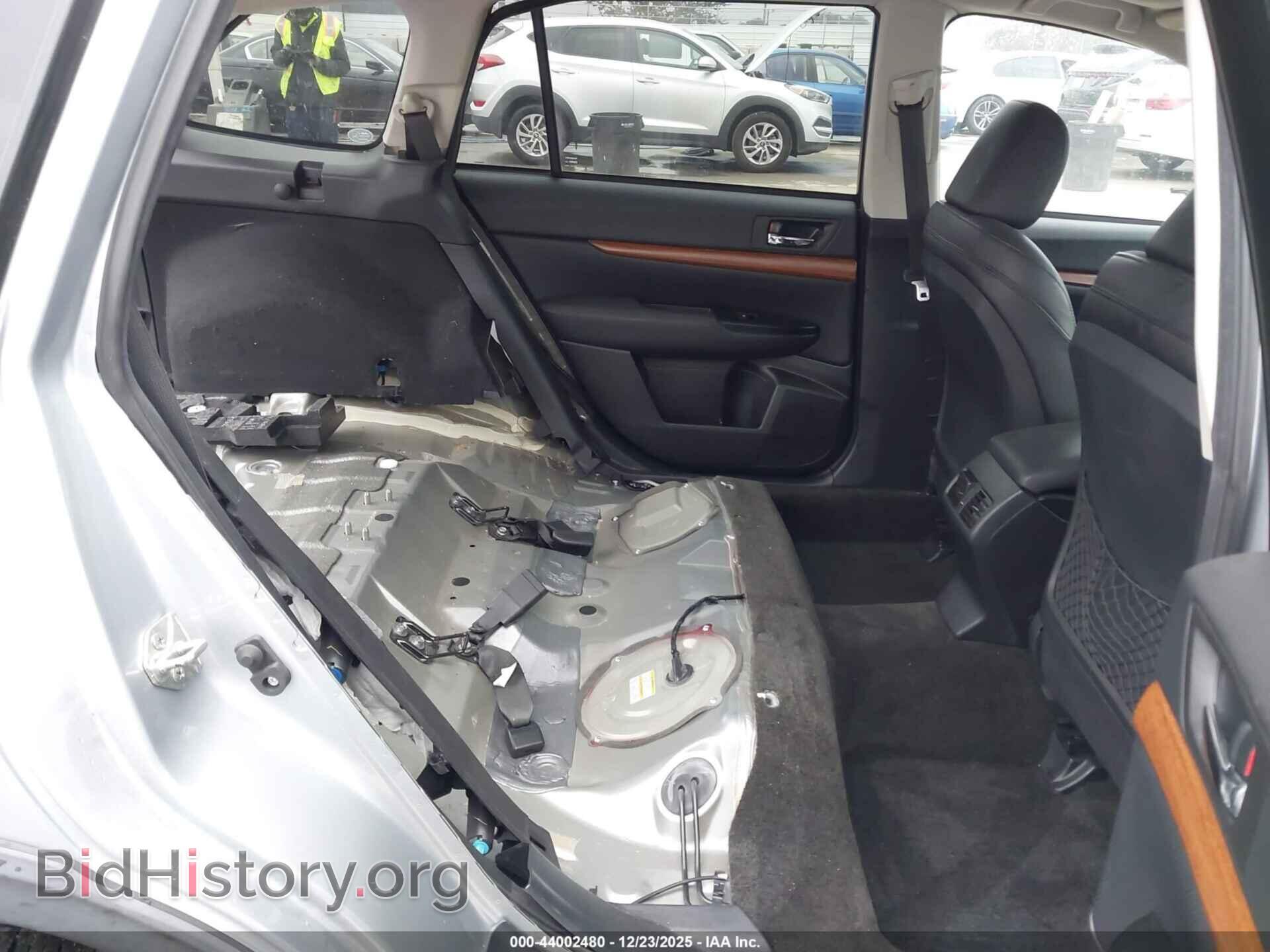 2014 SUBARU OUTBACK - VIN: 4S4BRDNC4E2202694 - Фото 8