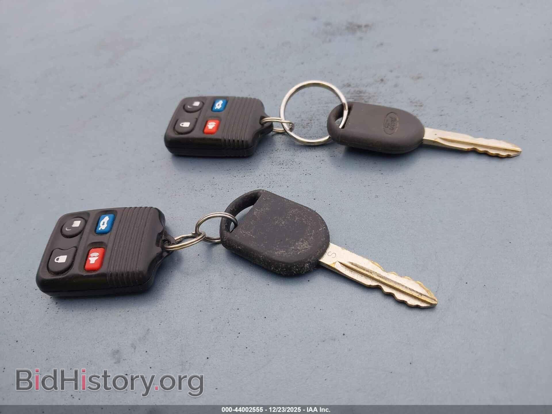 2005 FORD TAURUS - VIN: 1FAFP53265A266307 - Фото 11