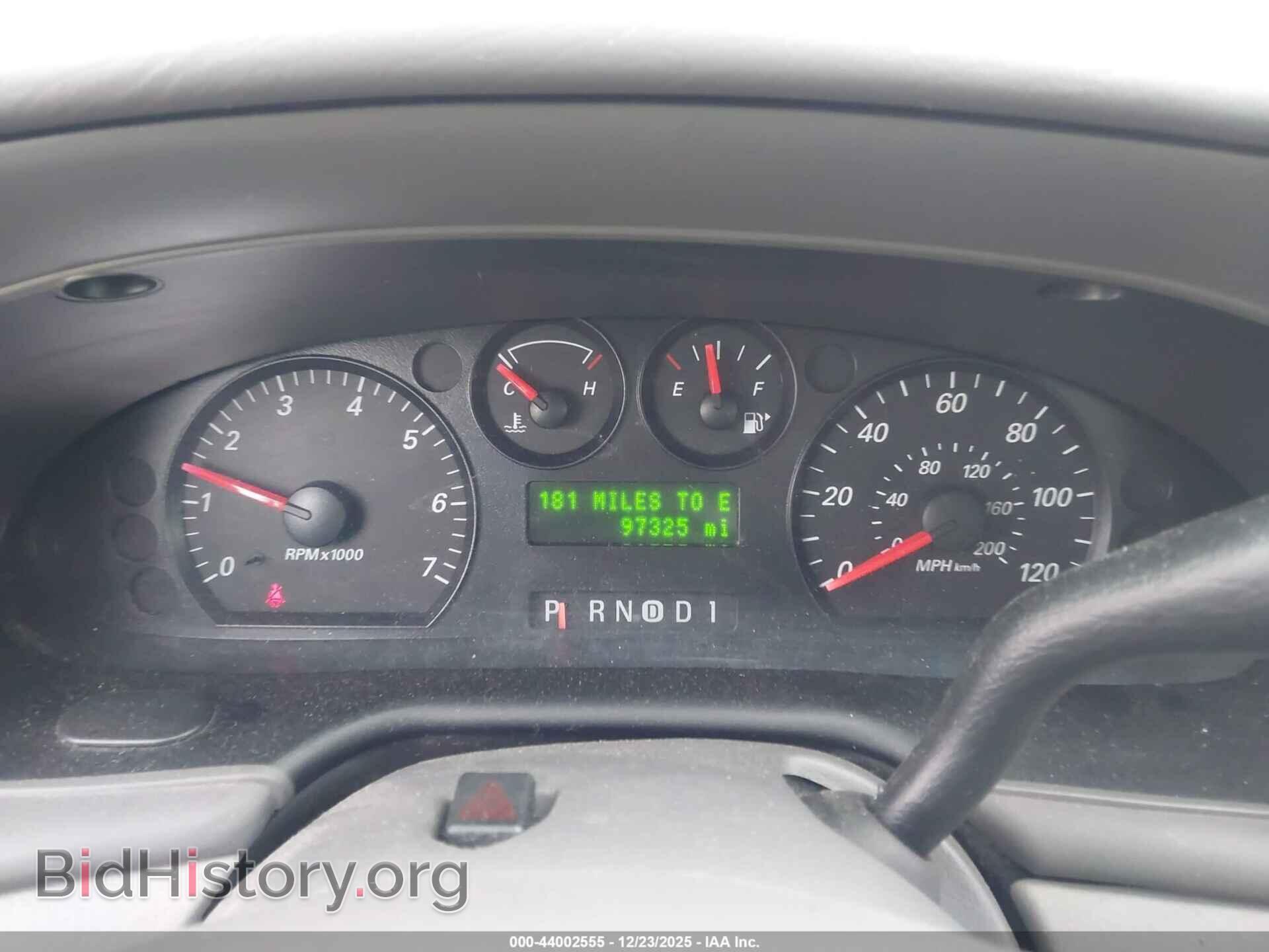 2005 FORD TAURUS - VIN: 1FAFP53265A266307 - Фото 7