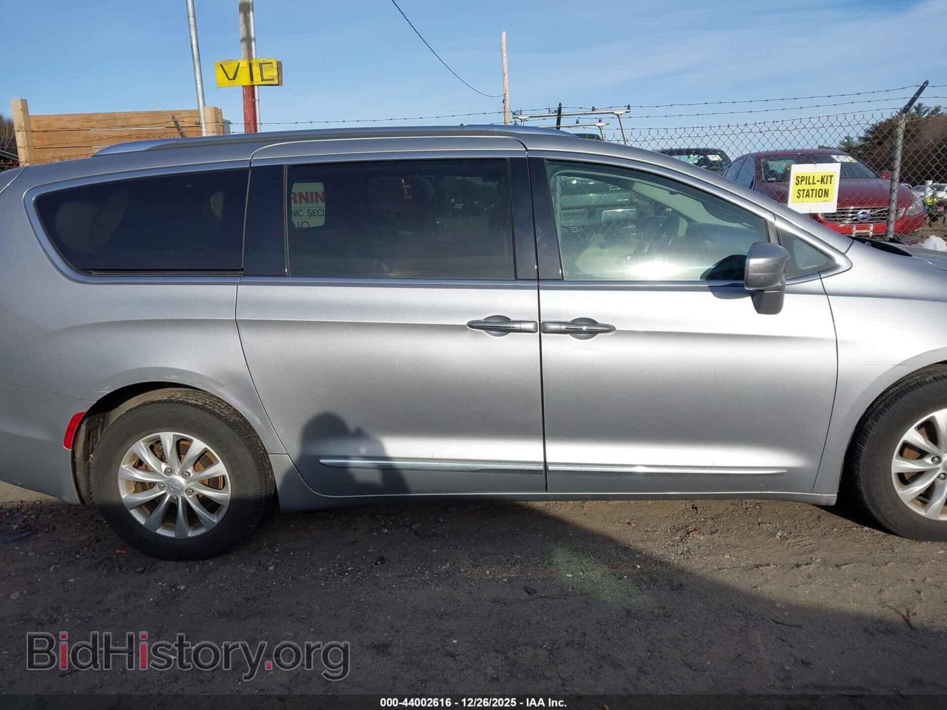 2019 CHRYSLER PACIFICA - VIN: 2C4RC1BG7KR732553 - Фото 13