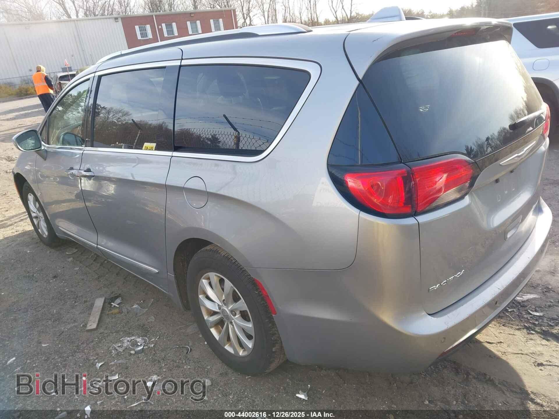 2019 CHRYSLER PACIFICA - VIN: 2C4RC1BG7KR732553 - Фото 3