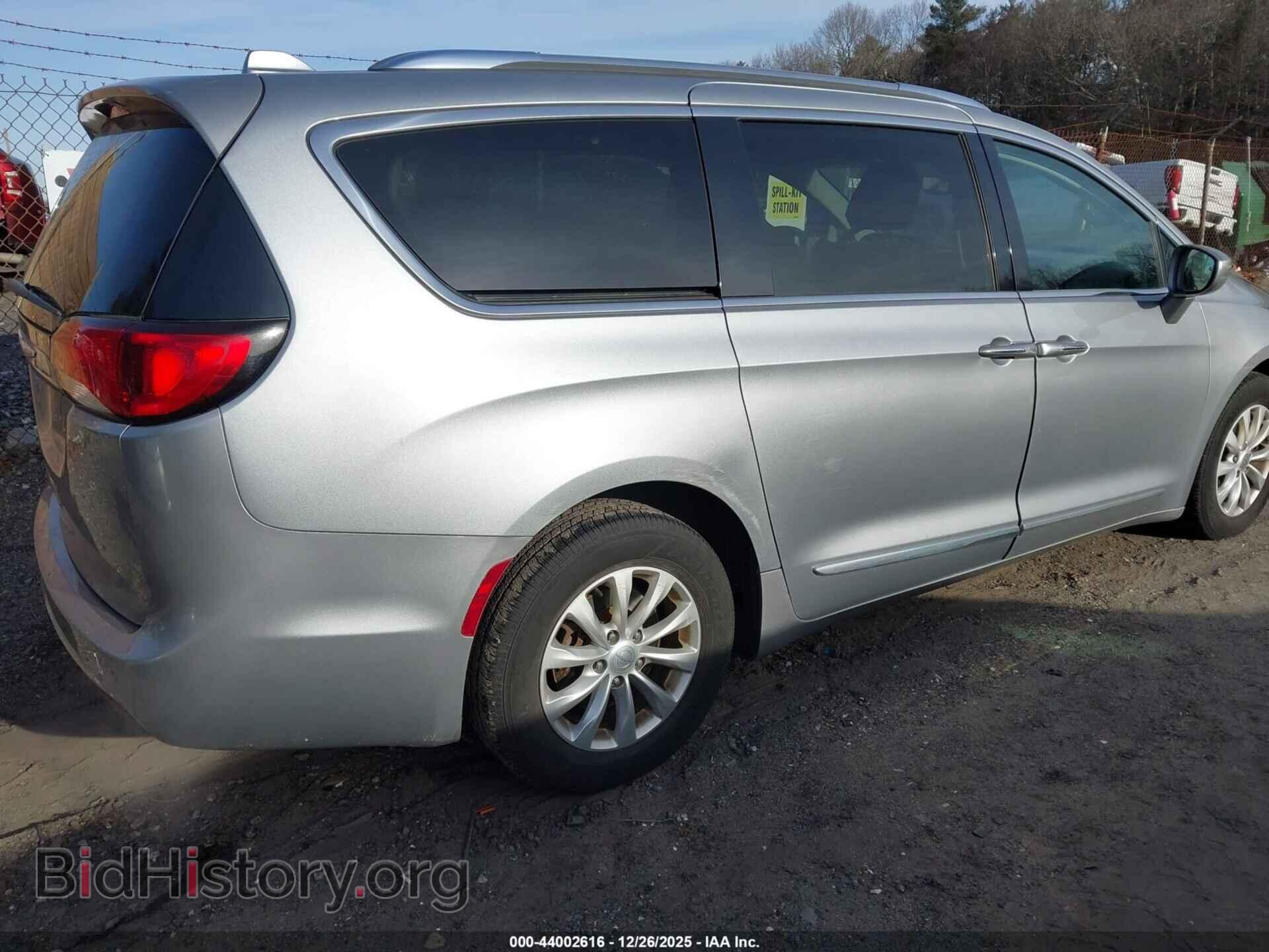 2019 CHRYSLER PACIFICA - VIN: 2C4RC1BG7KR732553 - Фото 4