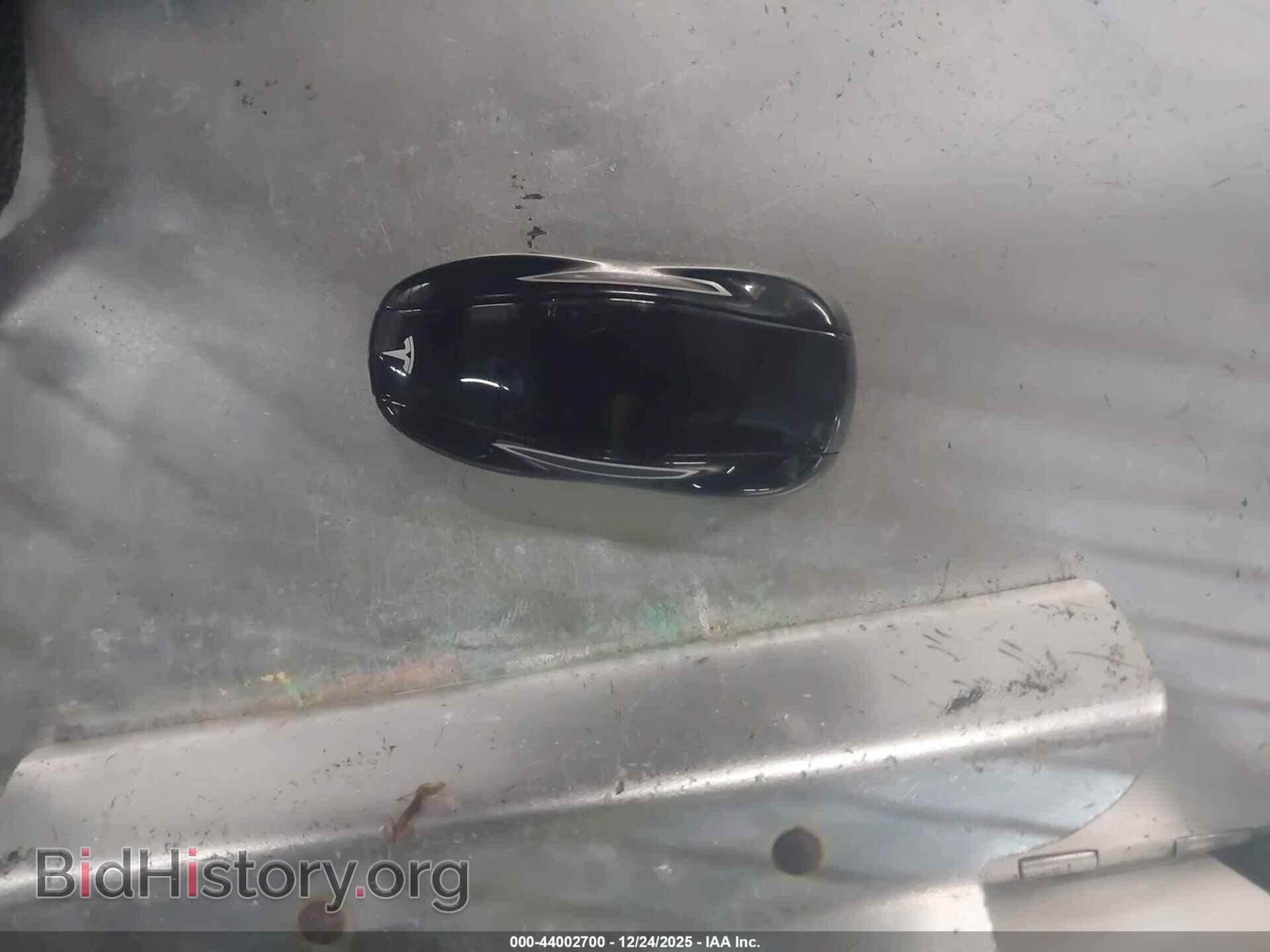 2015 TESLA MODEL S - VIN: 5YJSA1E26FF112821 - Photo 11