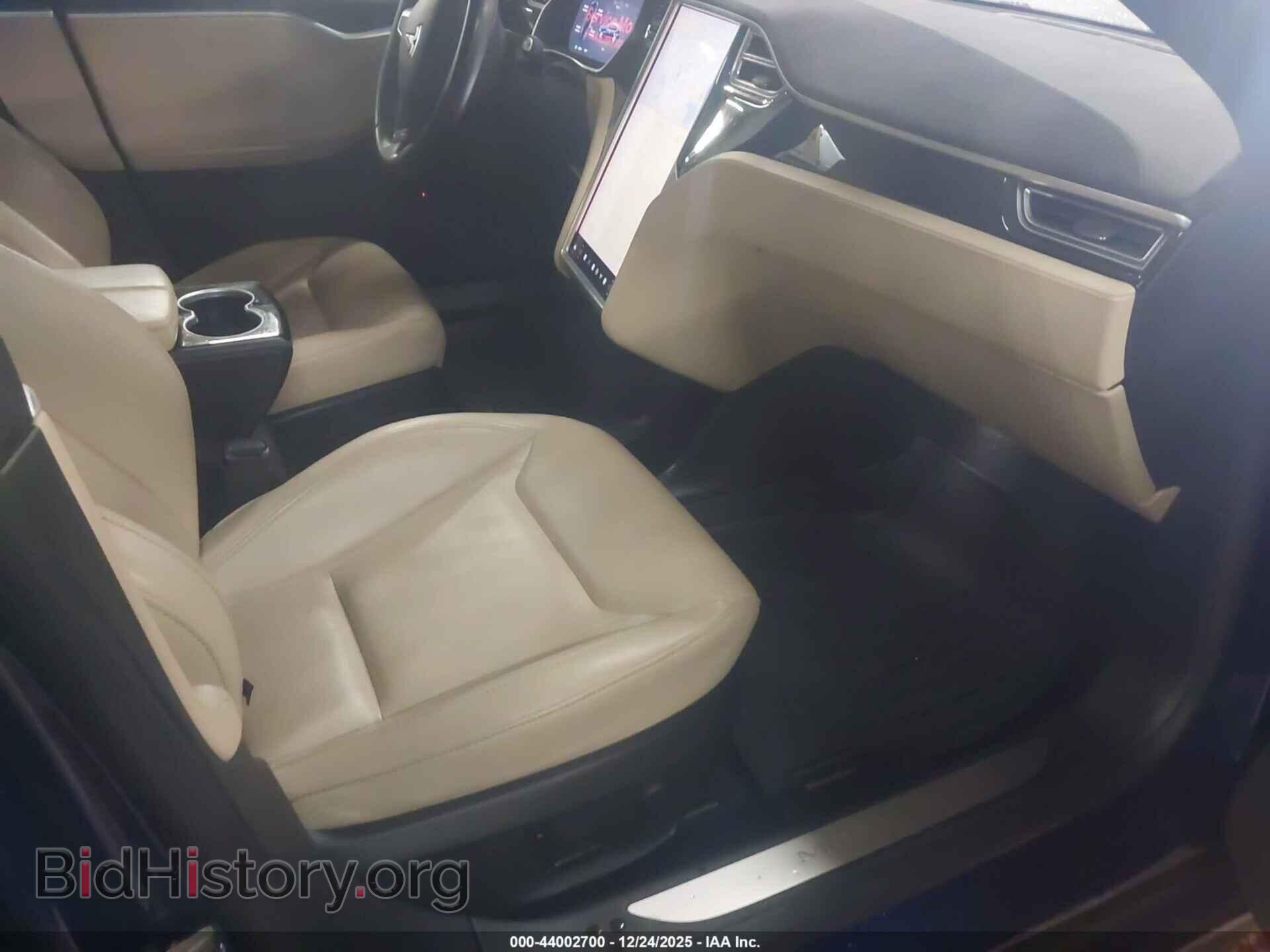 2015 TESLA MODEL S - VIN: 5YJSA1E26FF112821 - Photo 5