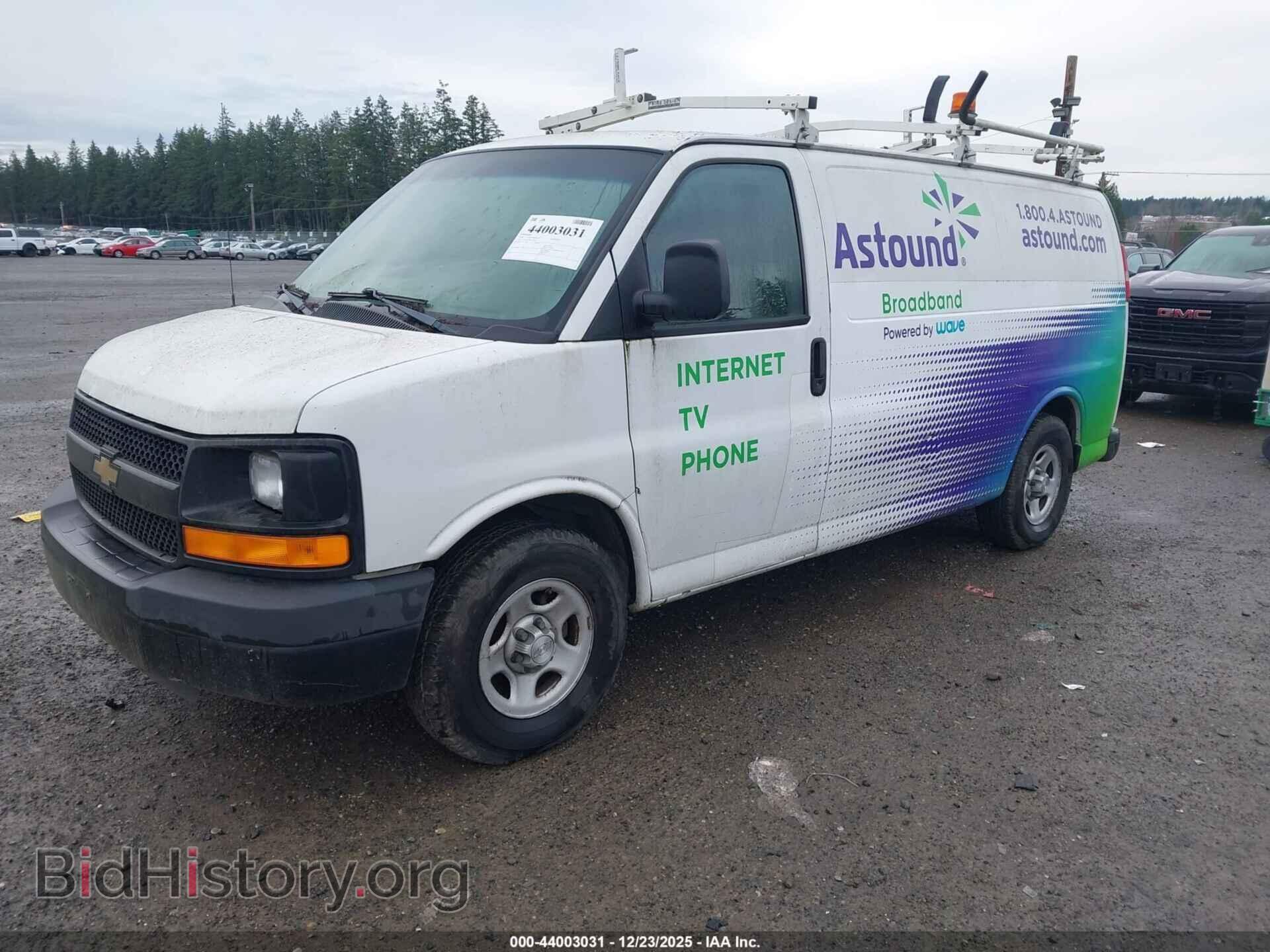 2008 CHEVROLET EXPRESS - VIN: 1GCFG15X881221028 - Photo 2