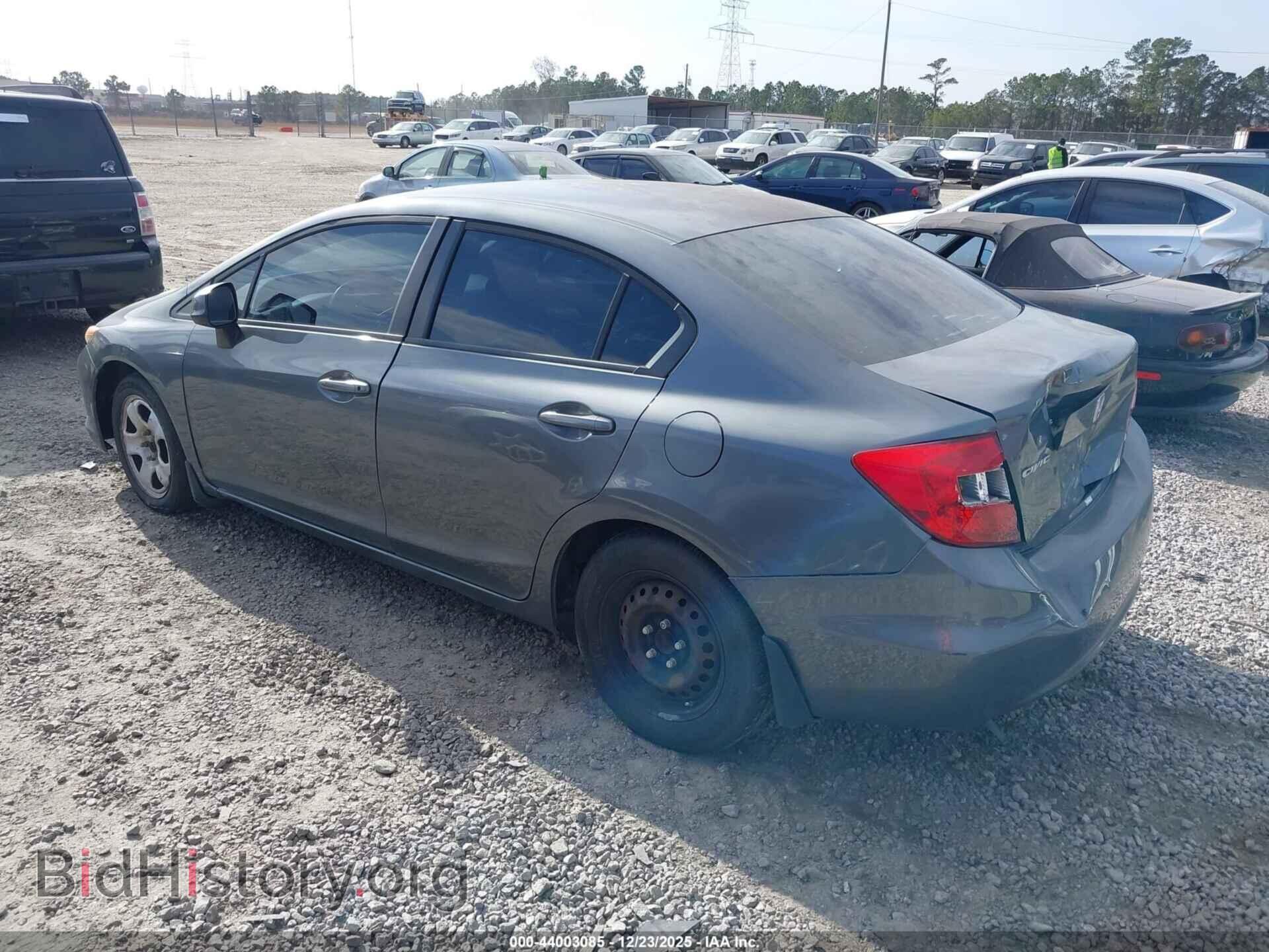 2012 HONDA CIVIC - VIN: 19XFB2F56CE102255 - Фото 3