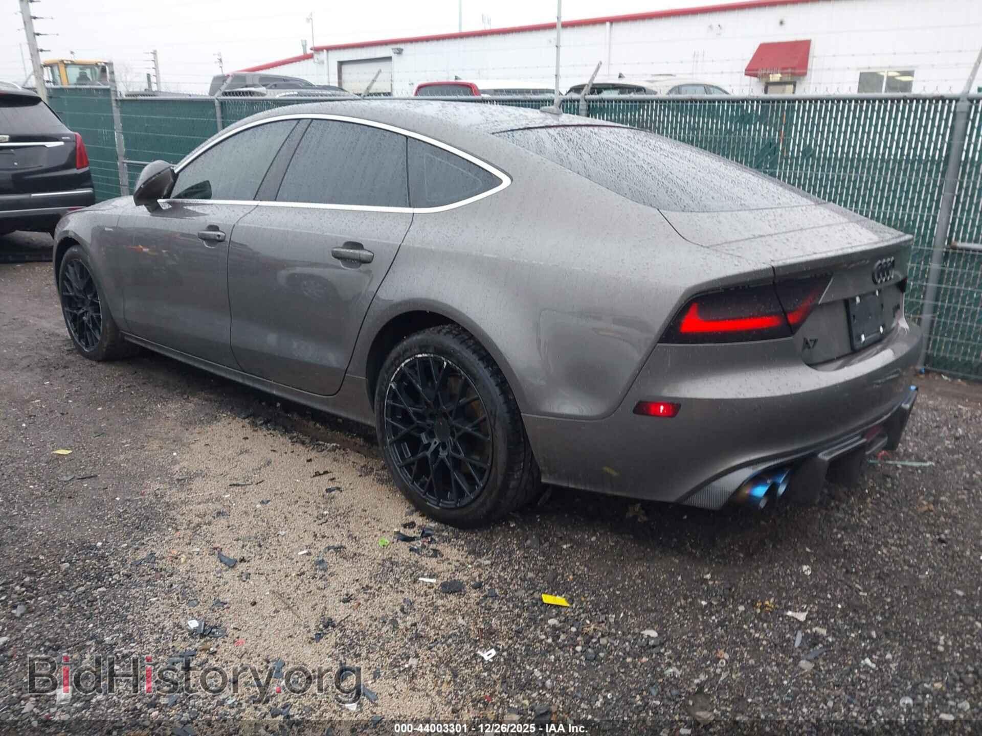 2012 AUDI A7 - VIN: WAUYGAFC8CN123930 - Фото 3