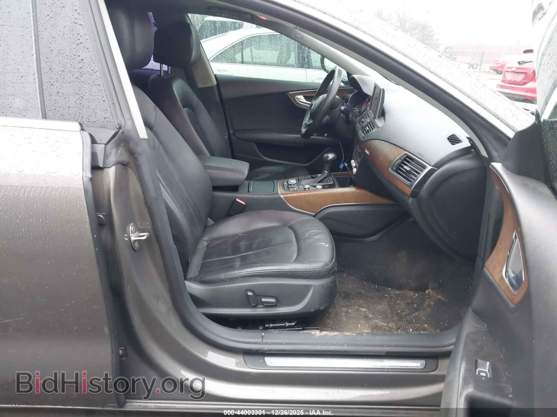2012 AUDI A7 - VIN: WAUYGAFC8CN123930 - Фото 5