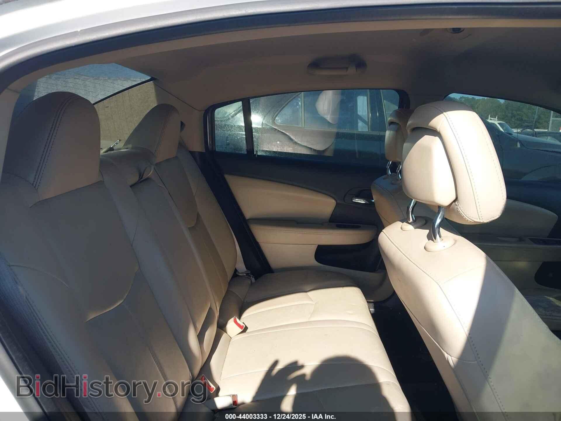 2012 CHRYSLER 200 - VIN: 1C3CCBCBXCN302369 - Фото 8