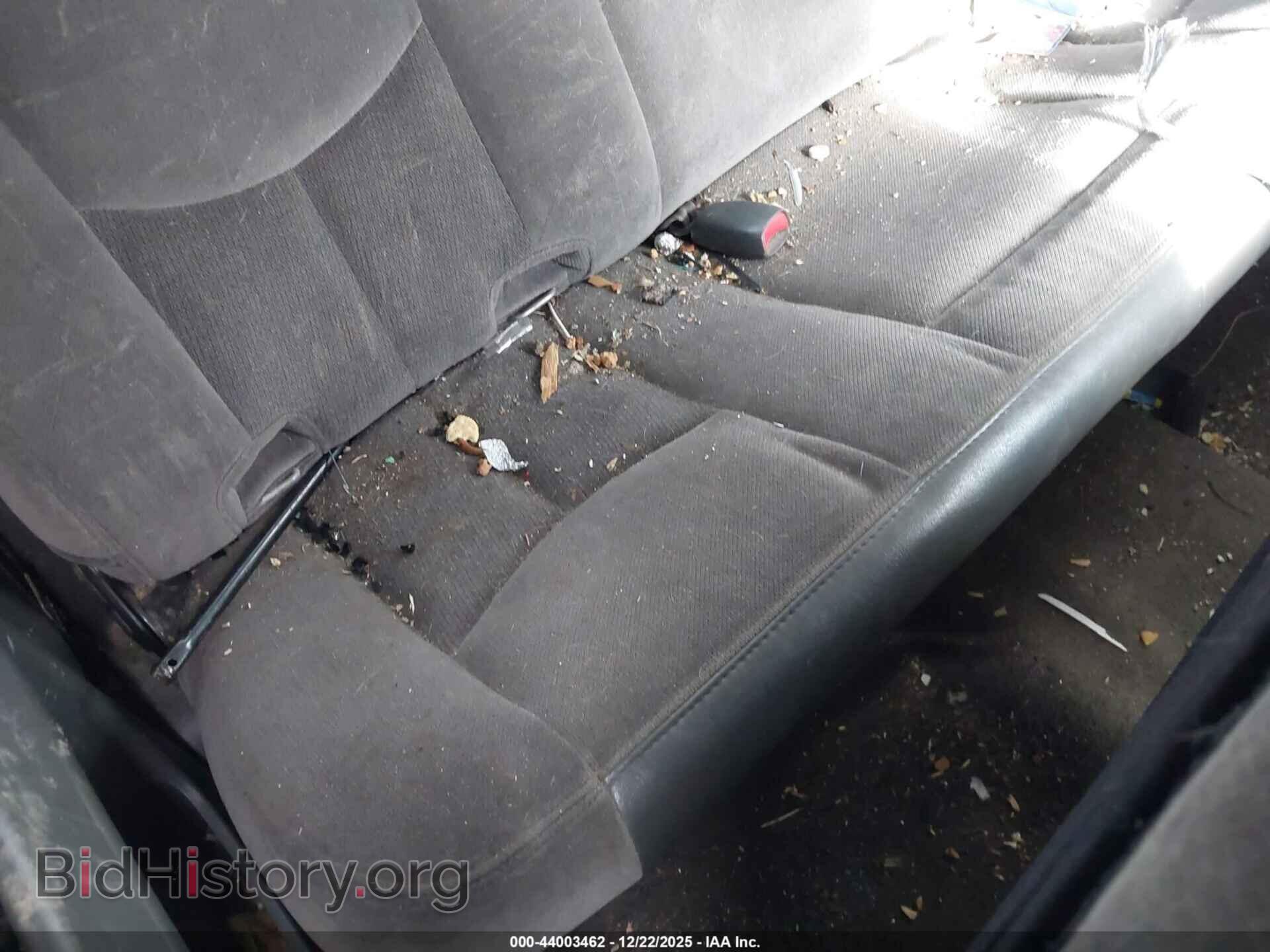 2005 GMC SIERRA 1500 - VIN: 2GTEC19TX51216854 - Фото 8