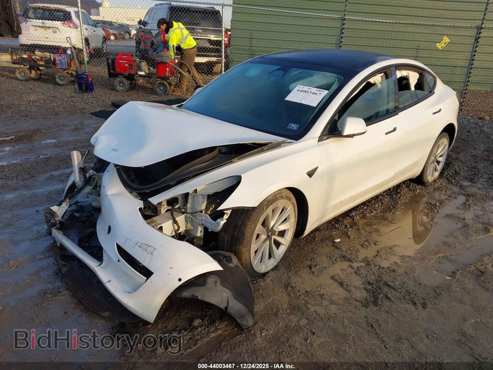 2022 TESLA MODEL 3 - VIN: 5YJ3E1EB5NF105799 - Фото 2