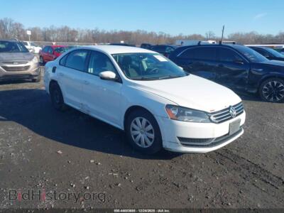 2013 Volkswagen PASSAT 2.5L S, белый — VIN 1VWAP7A33DC122869, IAAI