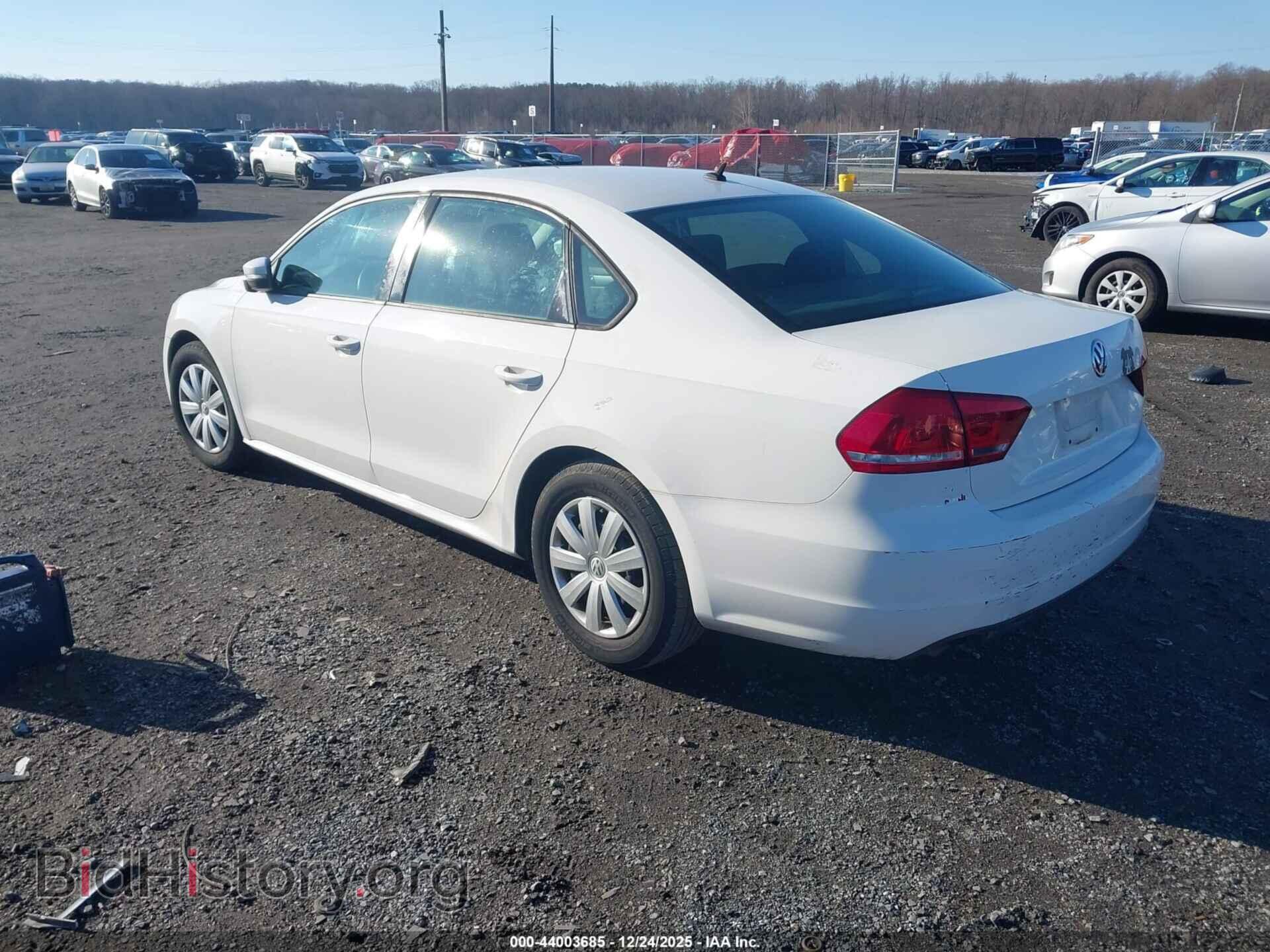2013 VOLKSWAGEN PASSAT - VIN: 1VWAP7A33DC122869 - Фото 3