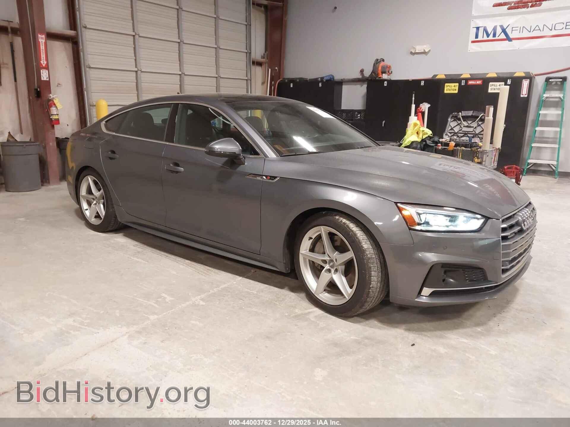 Photo WAUFNCF57JA073567 - AUDI A5 2018