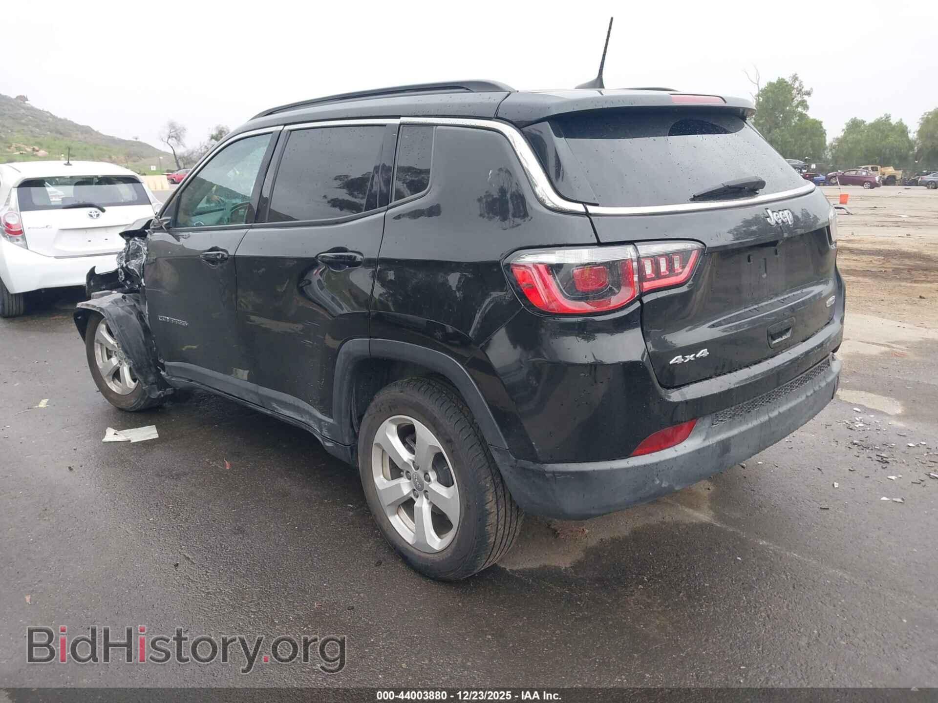 2019 JEEP COMPASS - VIN: 3C4NJDBB0KT723474 - Фото 3