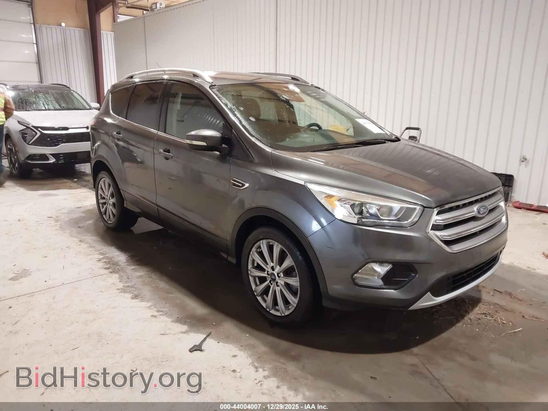 Фотография 1FMCU0J97HUB46118 - FORD ESCAPE 2017