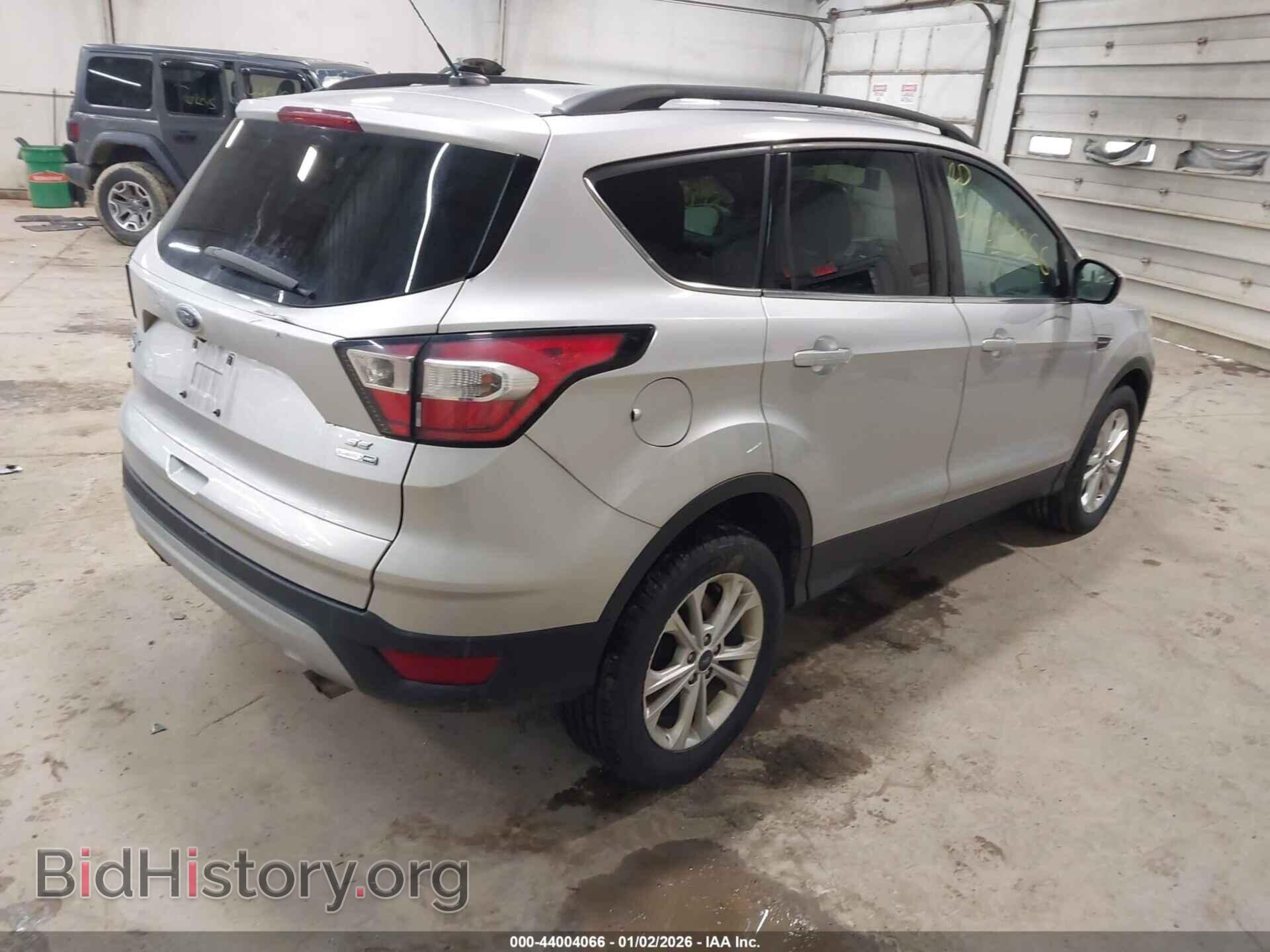 2017 FORD ESCAPE - VIN: 1FMCU9GD7HUC75332 - Фото 4