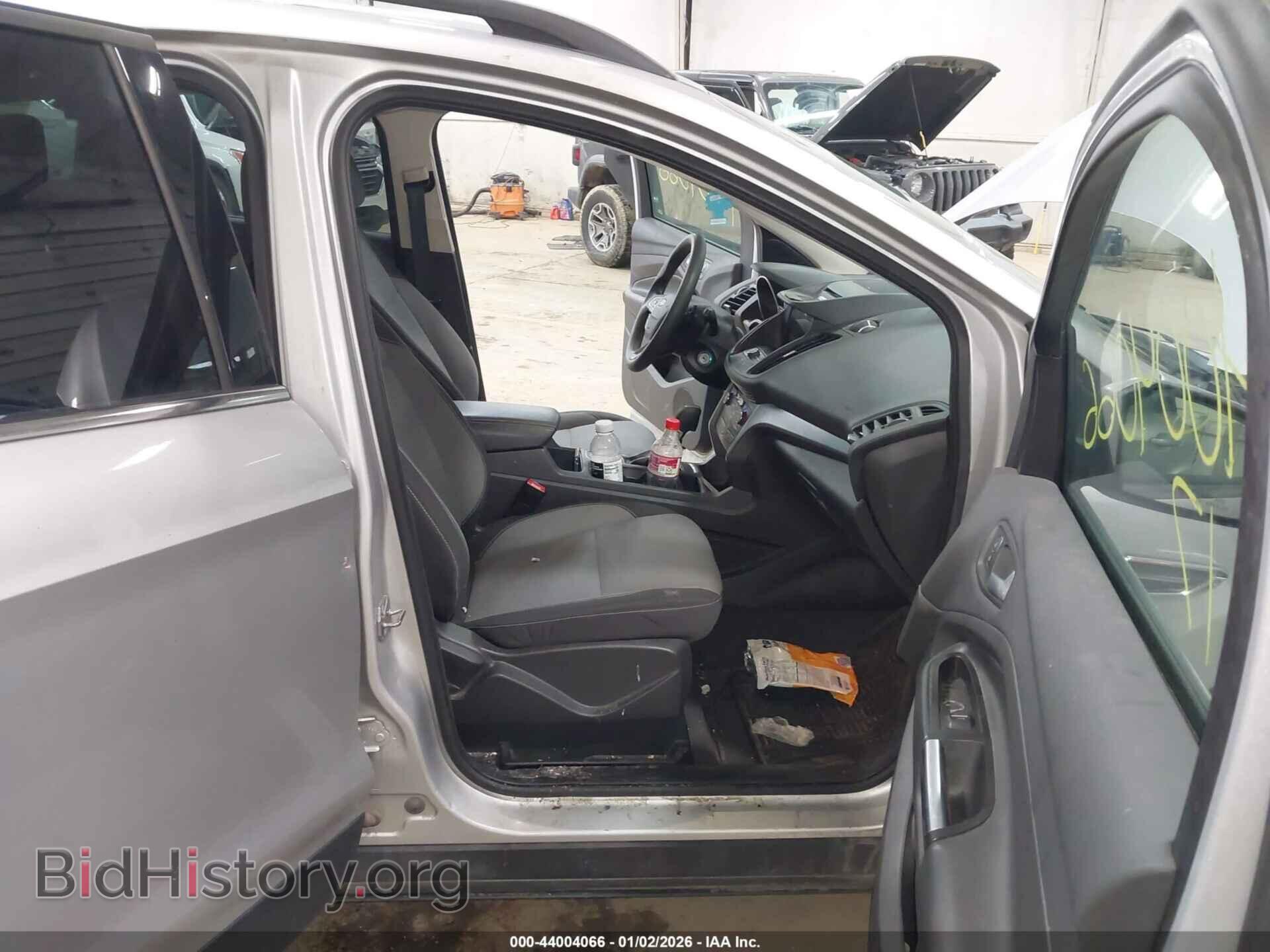 2017 FORD ESCAPE - VIN: 1FMCU9GD7HUC75332 - Фото 5