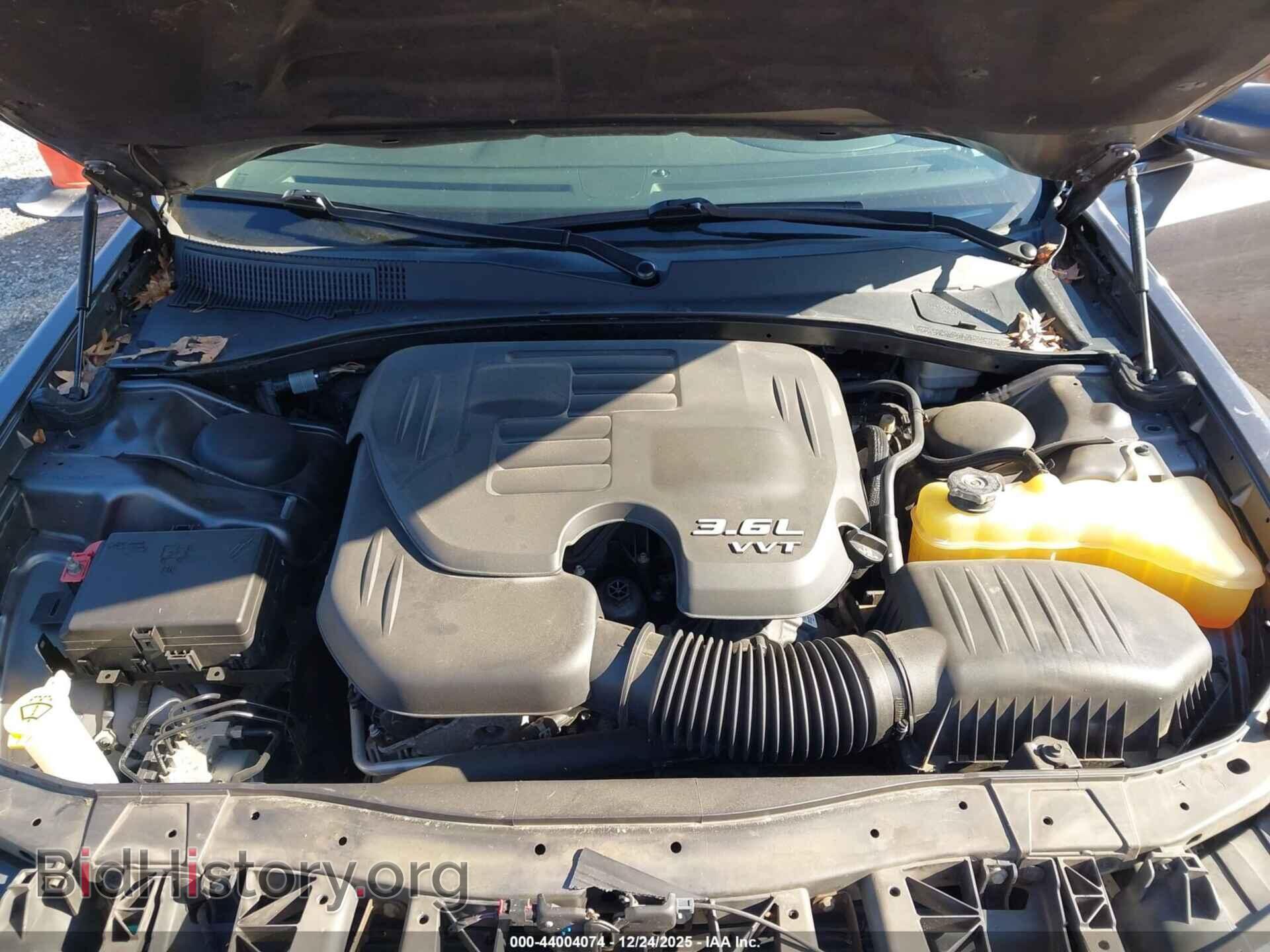 2015 CHRYSLER 300 - VIN: 2C3CCAAG9FH893722 - Фото 10