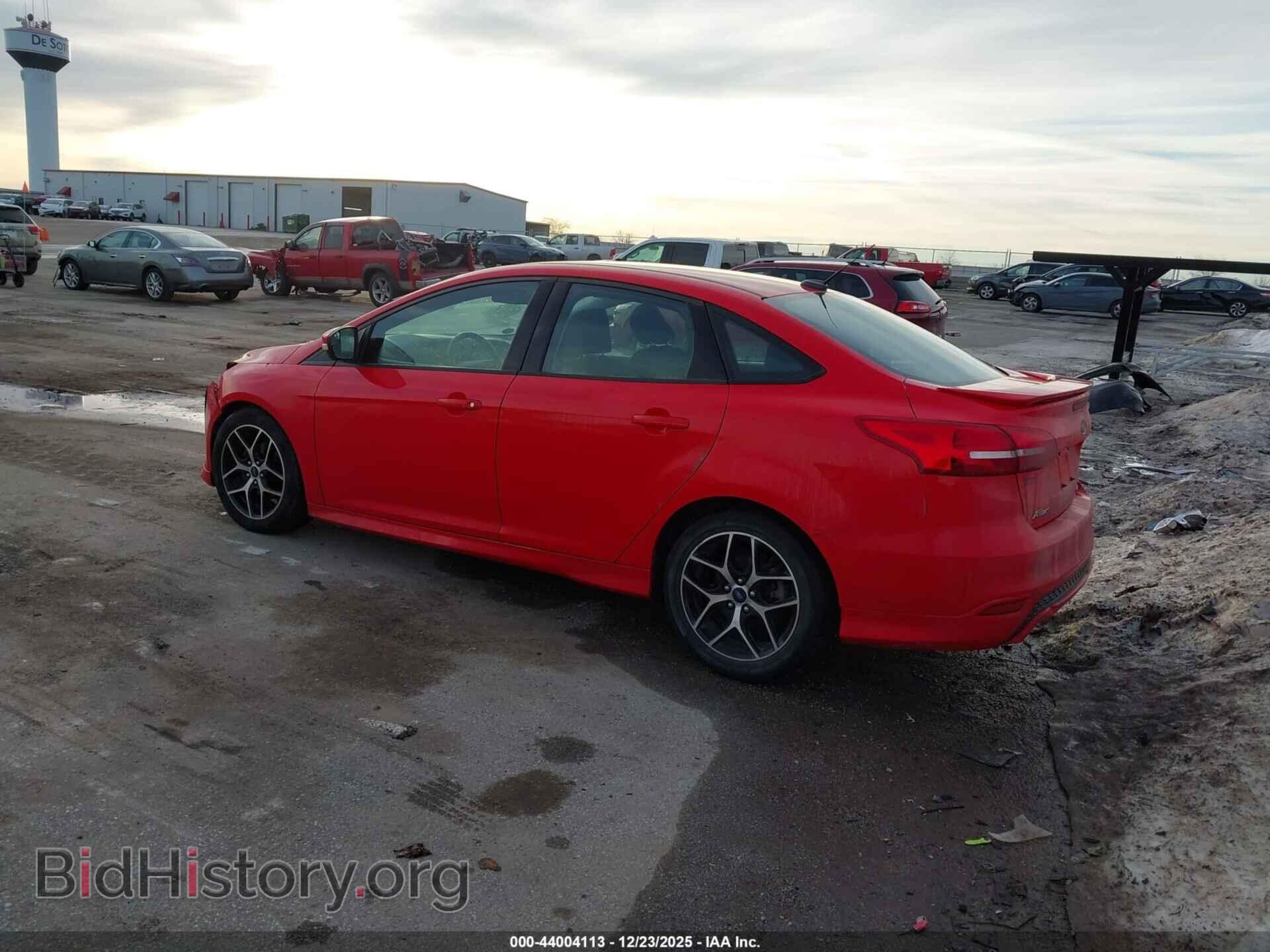 2016 FORD FOCUS - VIN: 1FADP3F20GL369396 - Фото 3