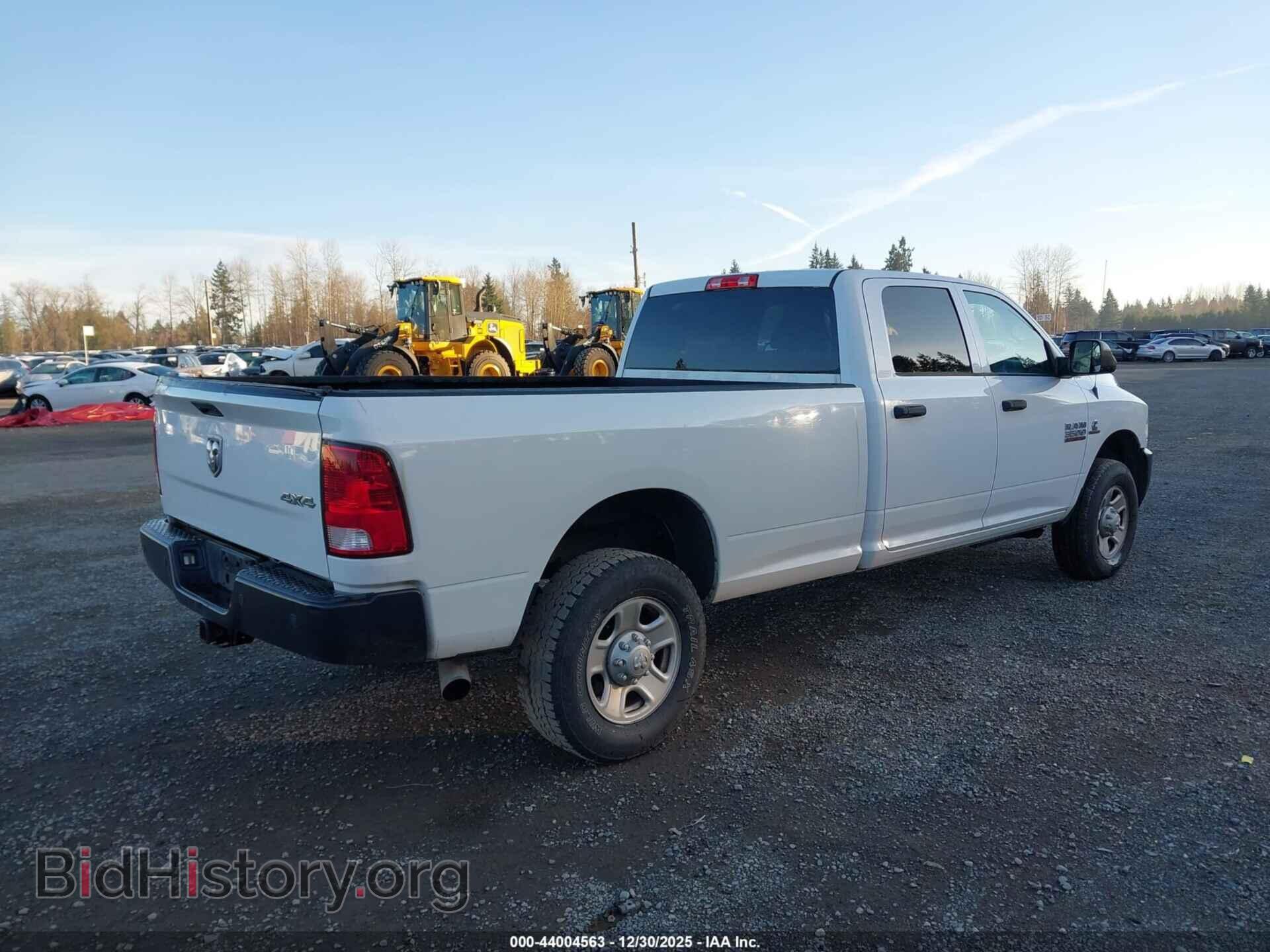 2016 RAM 3500 - VIN: 3C63R3GLXGG374231 - Фото 4