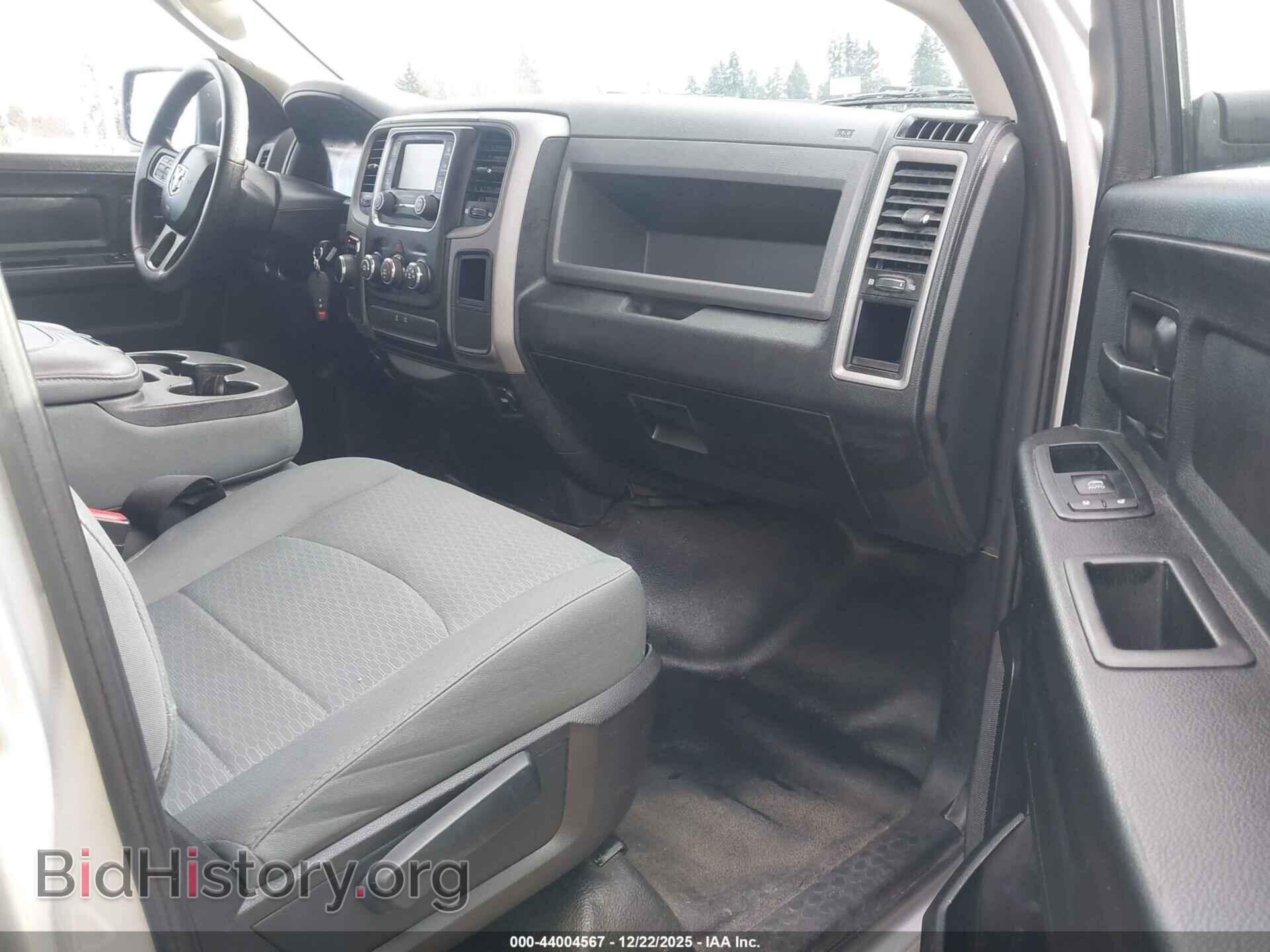 2016 RAM 1500 - VIN: 1C6RR6FG5GS382228 - Фото 5