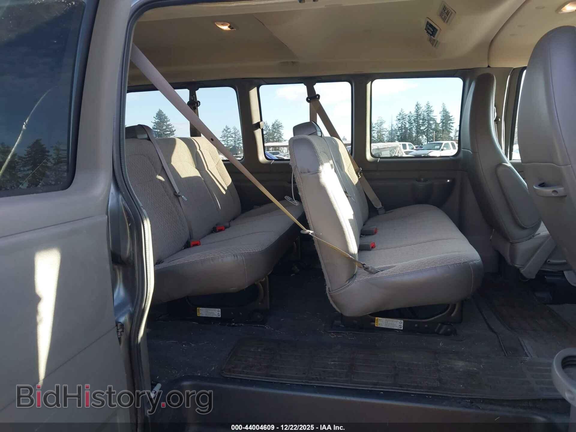 2015 CHEVROLET EXPRESS 2500 - VIN: 1GNWGPFG5F1193355 - Фото 8