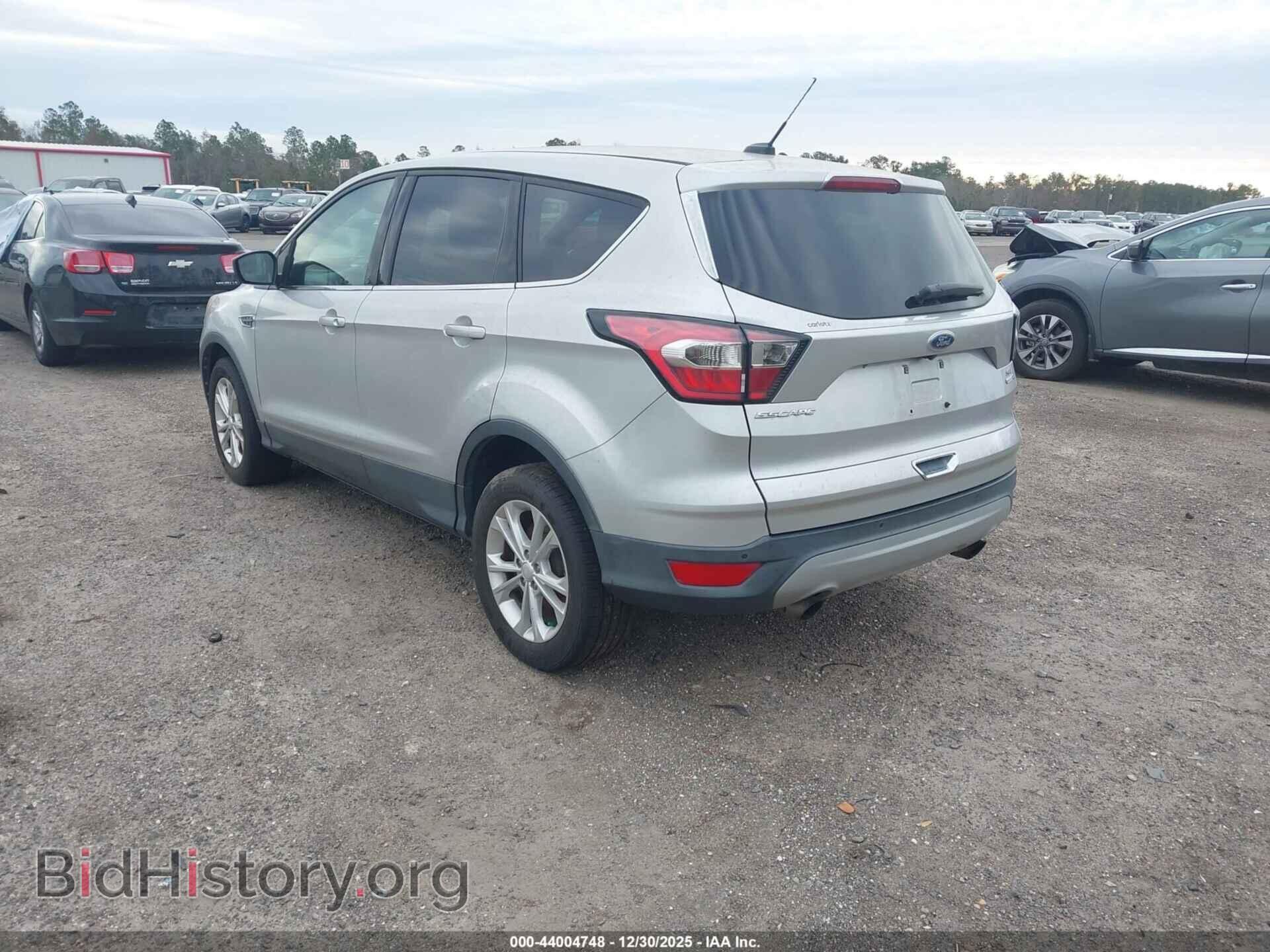 2017 FORD ESCAPE - VIN: 1FMCU9GDXHUC12774 - Фото 3