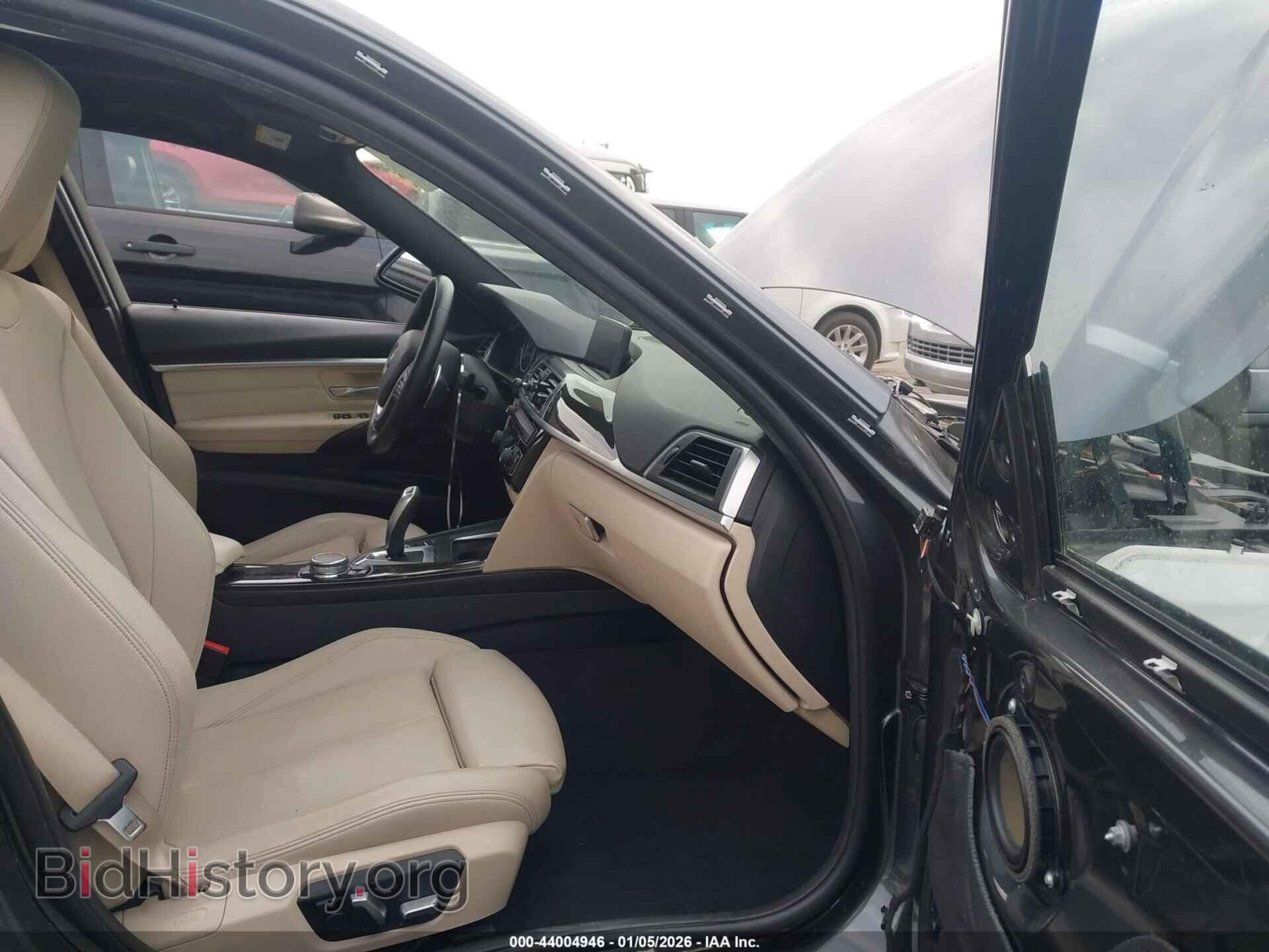 2016 BMW 330E - VIN: WBA8E1C57GK479692 - Фото 5