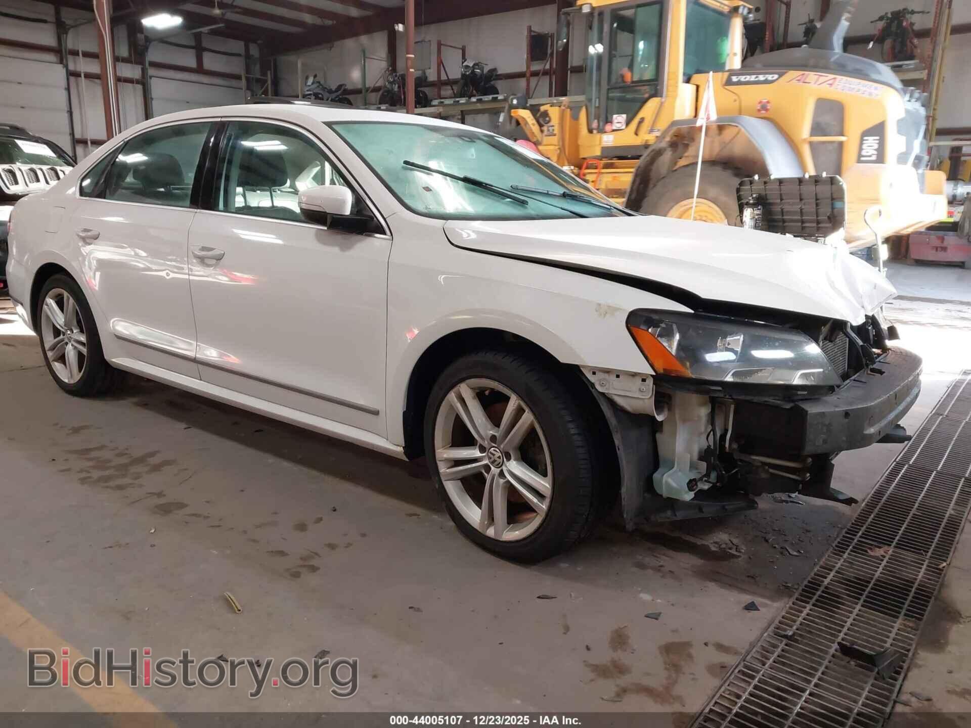 Photo 1VWCS7A32EC107093 - VOLKSWAGEN PASSAT 2014