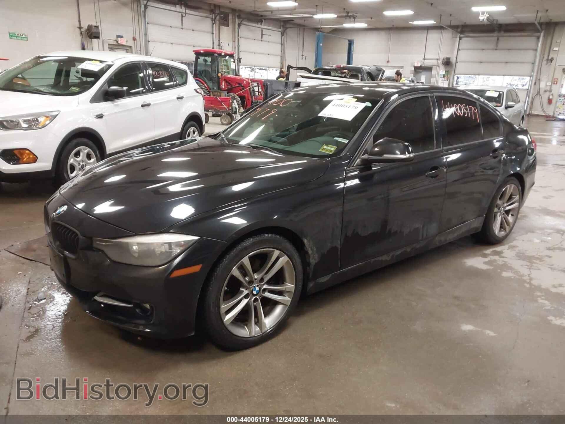 2012 BMW 328I - VIN: WBA3A5C56CF348110 - Фото 2