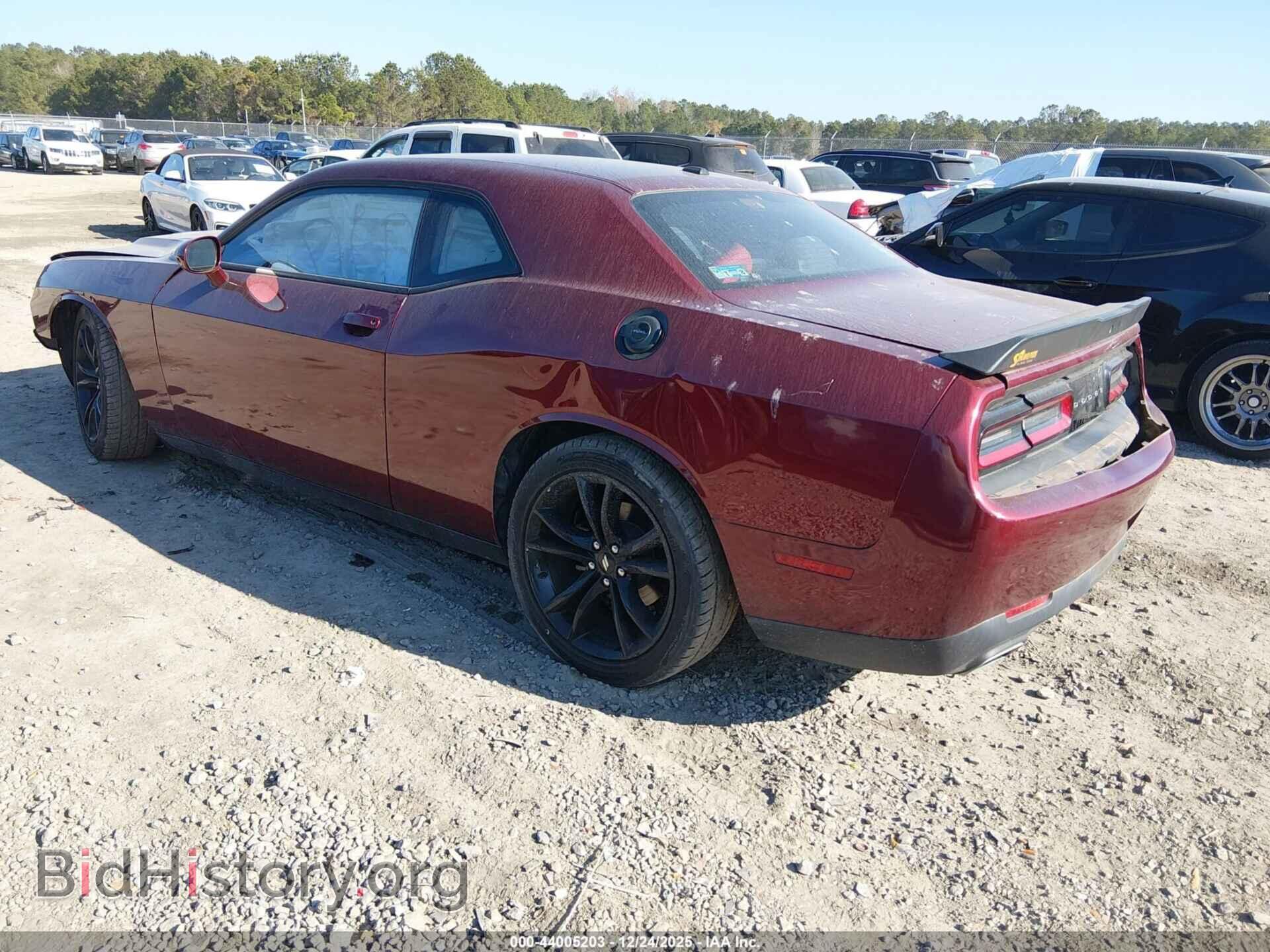 2018 DODGE CHALLENGER - VIN: 2C3CDZAG8JH251660 - Фото 3