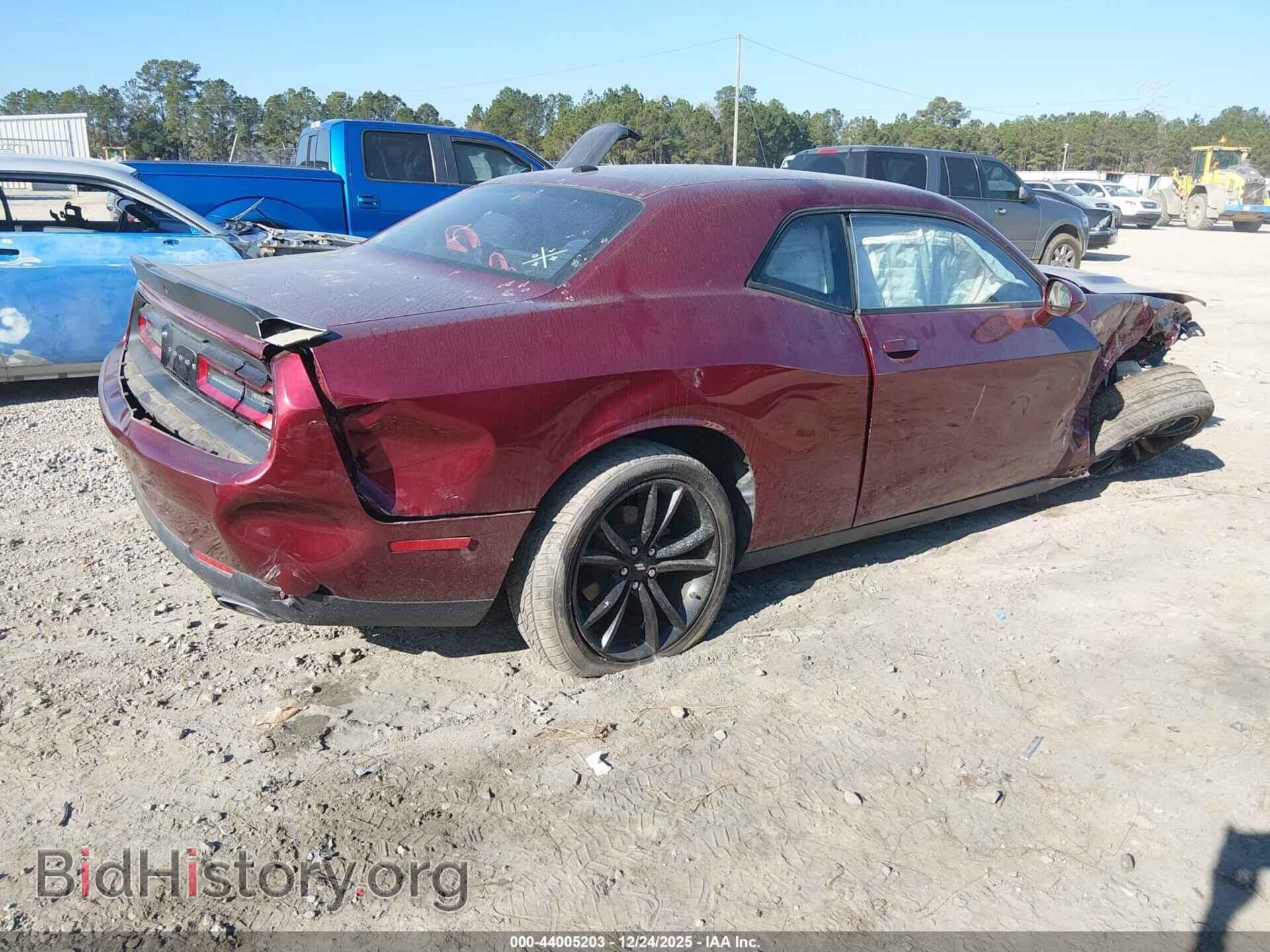 2018 DODGE CHALLENGER - VIN: 2C3CDZAG8JH251660 - Фото 4