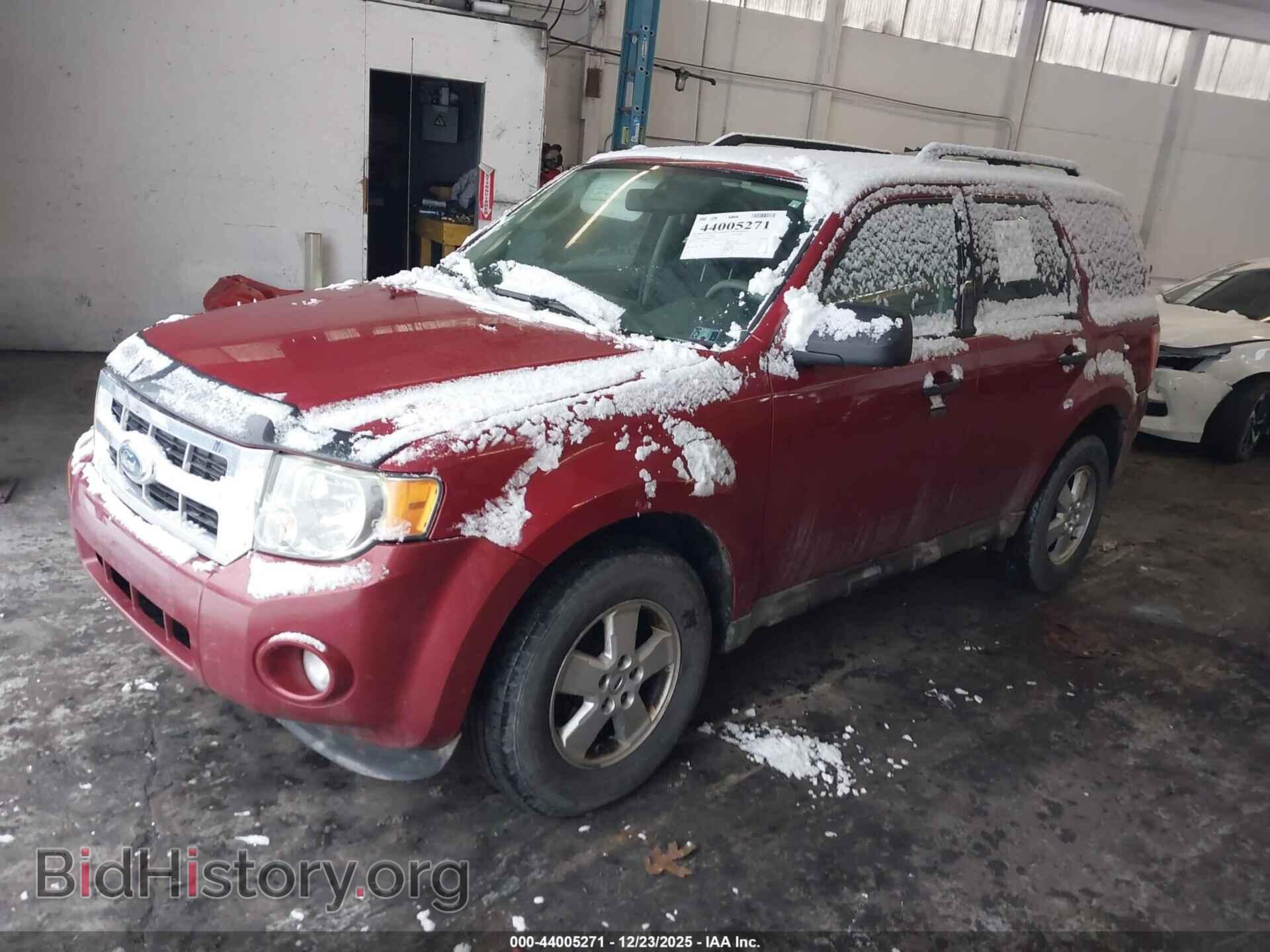 2009 FORD ESCAPE - VIN: 1FMCU93G59KC48952 - Фото 2