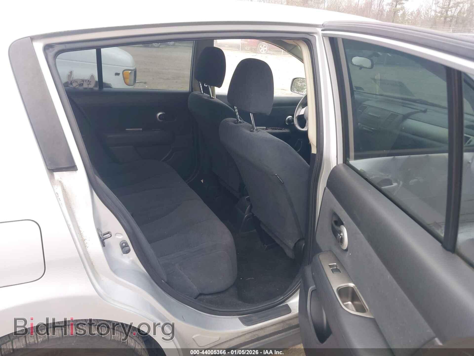 2010 NISSAN VERSA - VIN: 3N1BC1CP6AL381746 - Фото 8