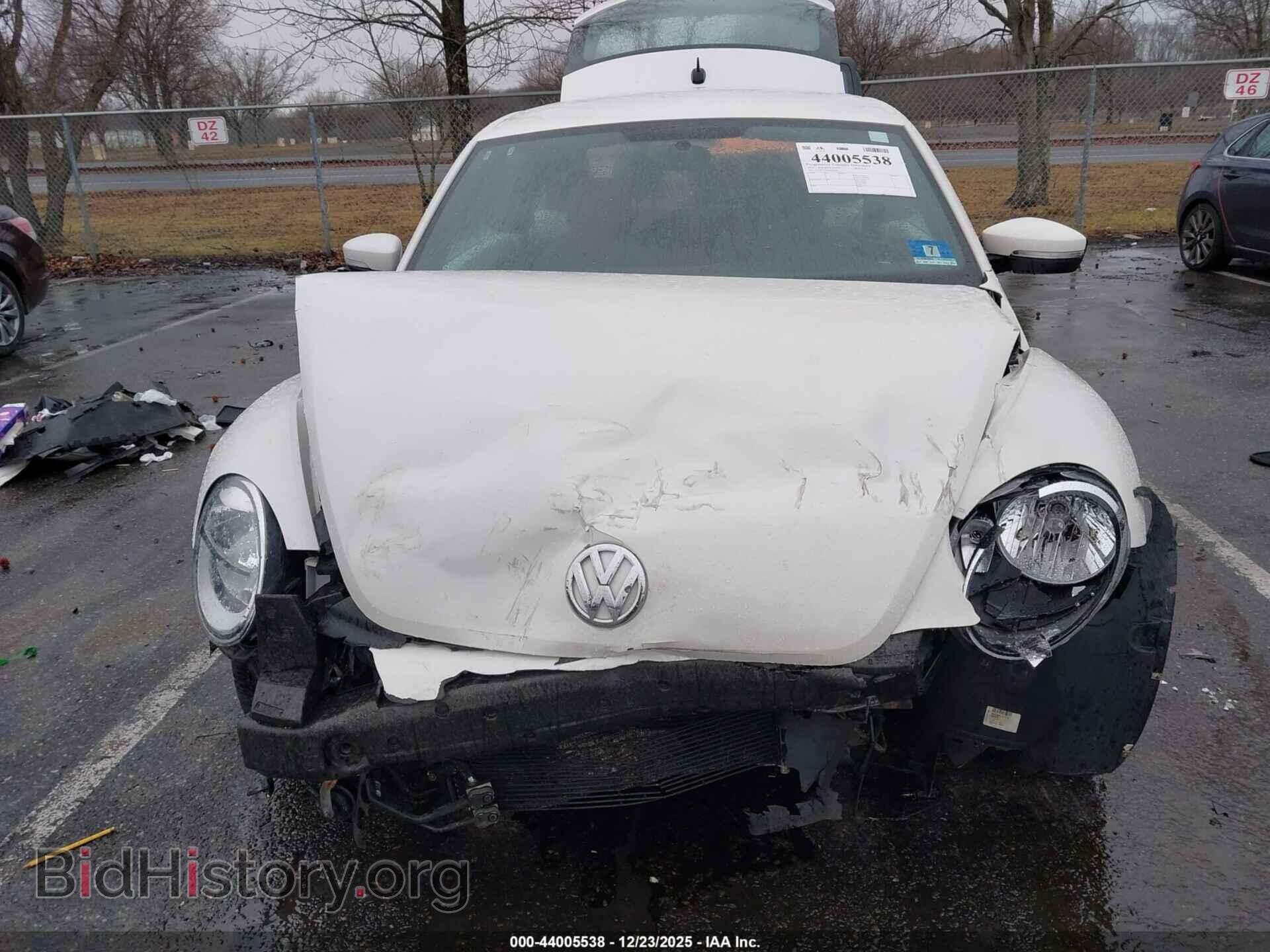 2012 VOLKSWAGEN BEETLE - VIN: 3VWJP7AT9CM628025 - Фото 6