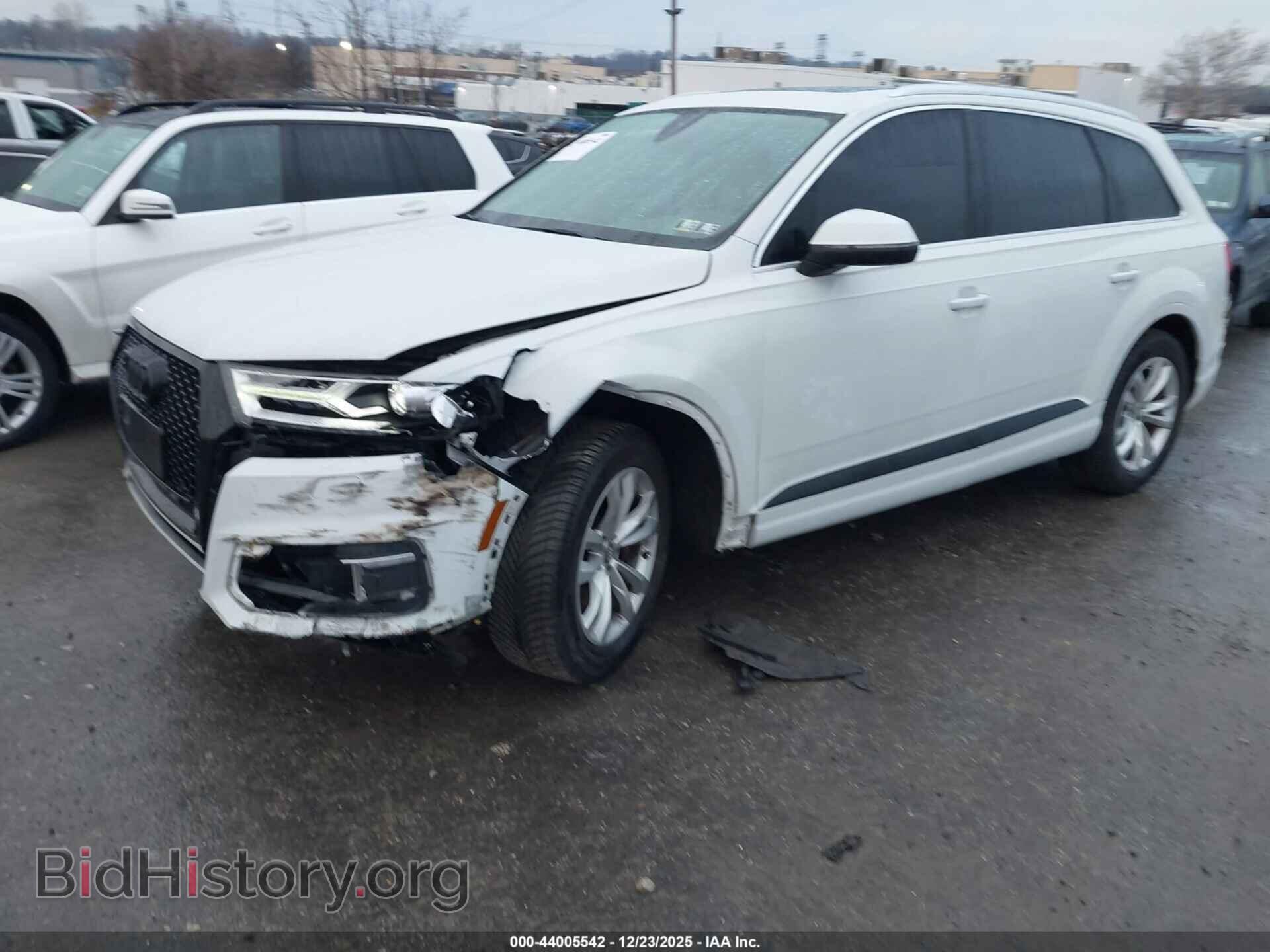 2017 AUDI Q7 - VIN: WA1LAAF70HD041800 - Фото 2