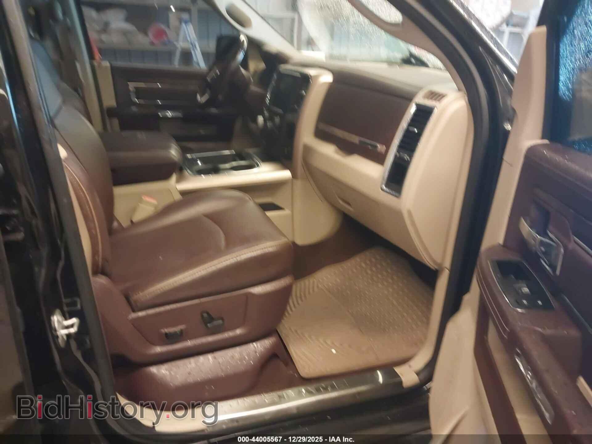2016 RAM 1500 - VIN: 1C6RR7WT7GS127440 - Фото 5