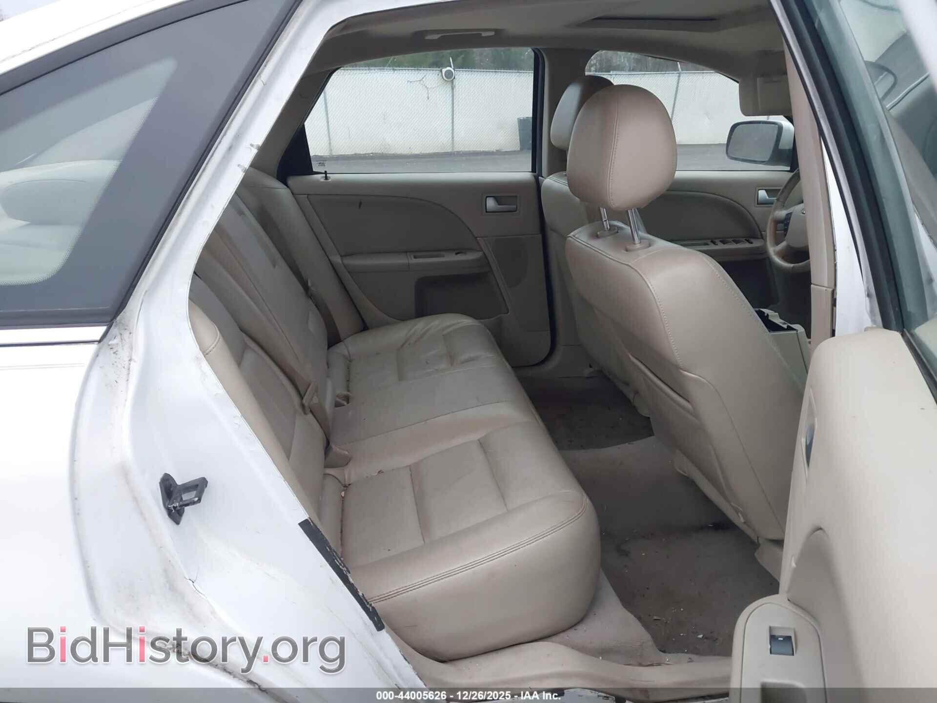 2005 FORD FIVE HUNDRED - VIN: 1FAFP24125G103560 - Фото 8