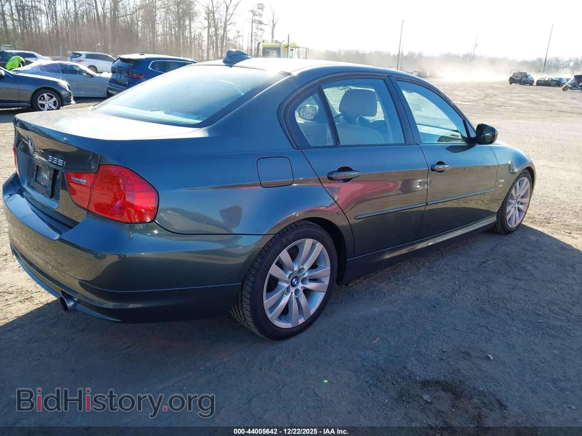 2009 BMW 335I - VIN: WBAPL33599A405891 - Фото 4