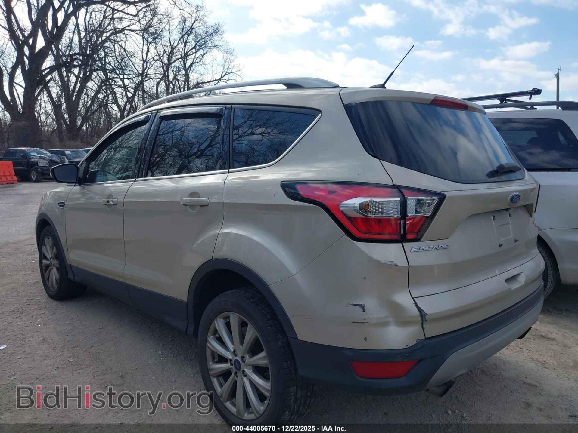 2017 FORD ESCAPE - VIN: 1FMCU0JD7HUB80144 - Фото 3