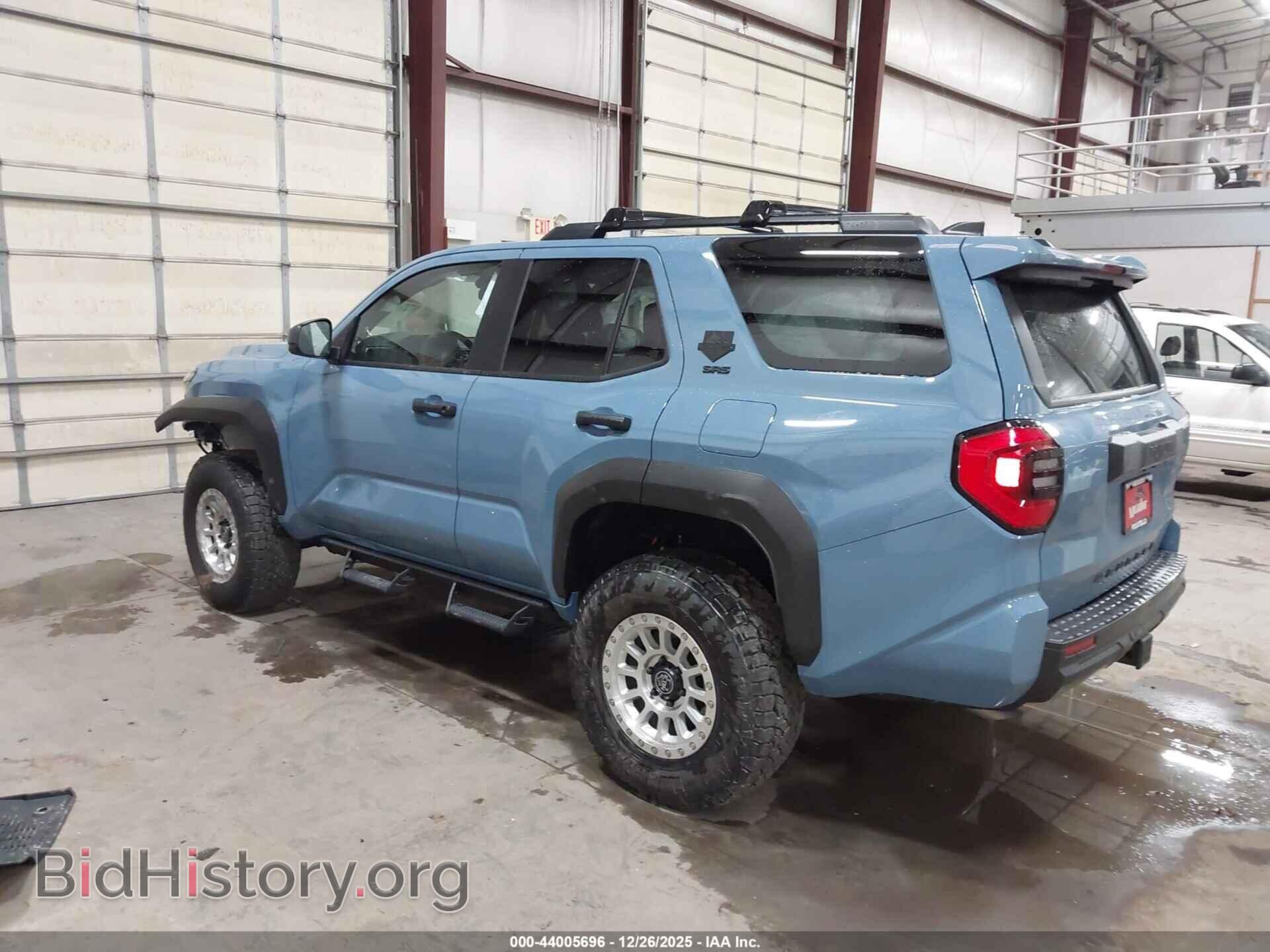 2025 TOYOTA 4RUNNER - VIN: JTEVA5BR8S5073565 - Фото 3