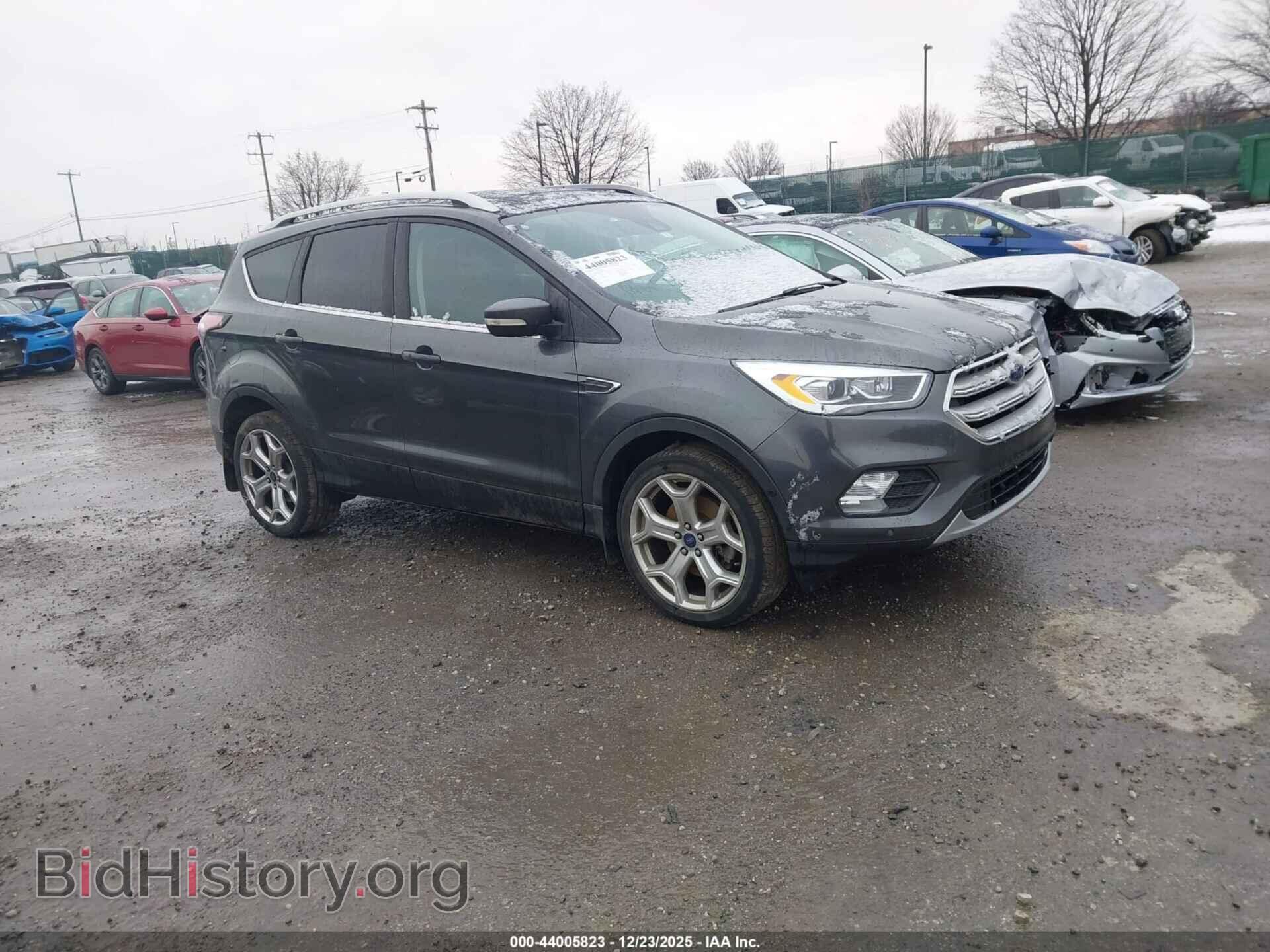 Фотография 1FMCU9J91HUA98541 - FORD ESCAPE 2017