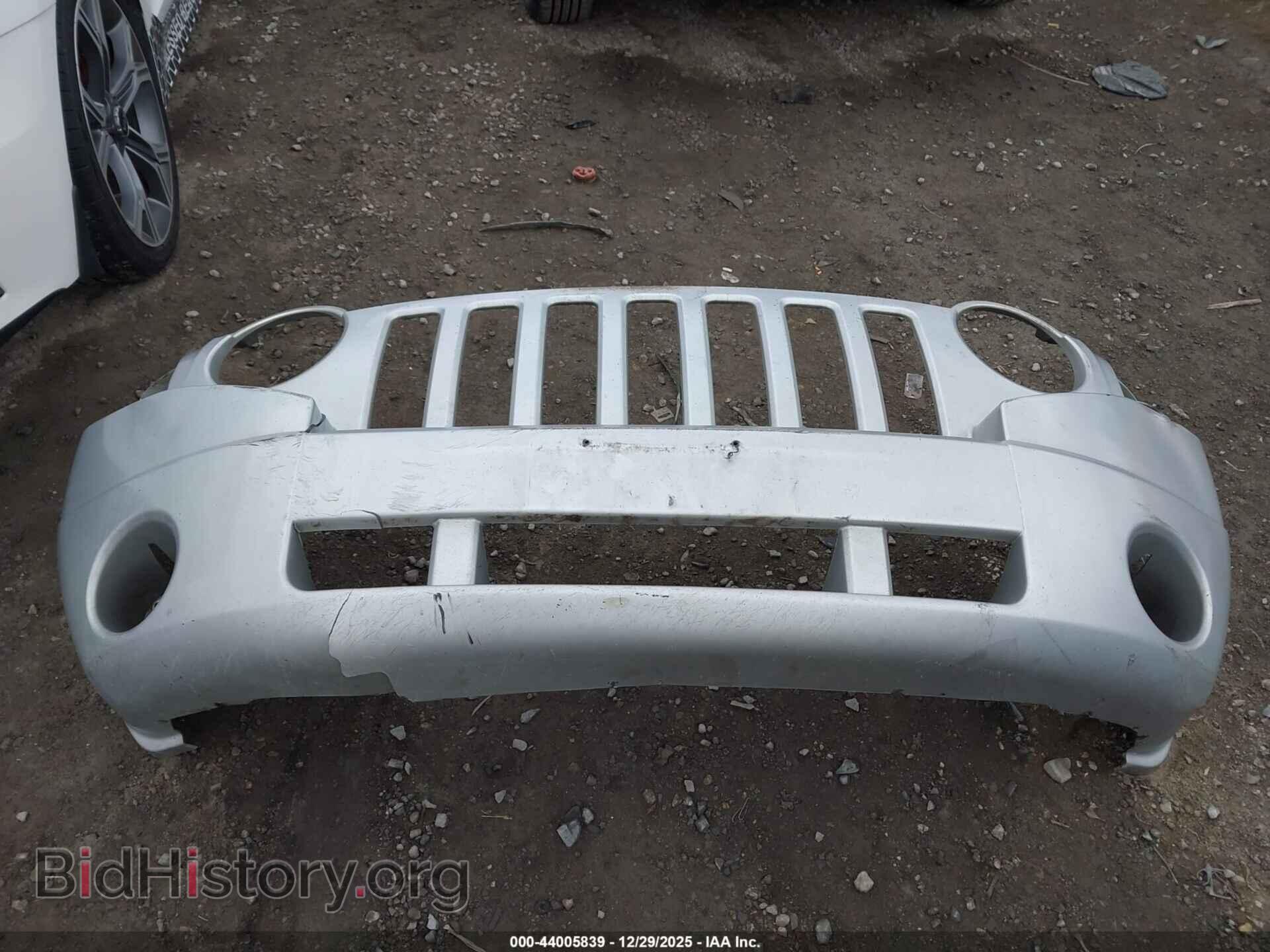 2009 JEEP COMPASS - VIN: 1J4FT47B79D102833 - Фото 12