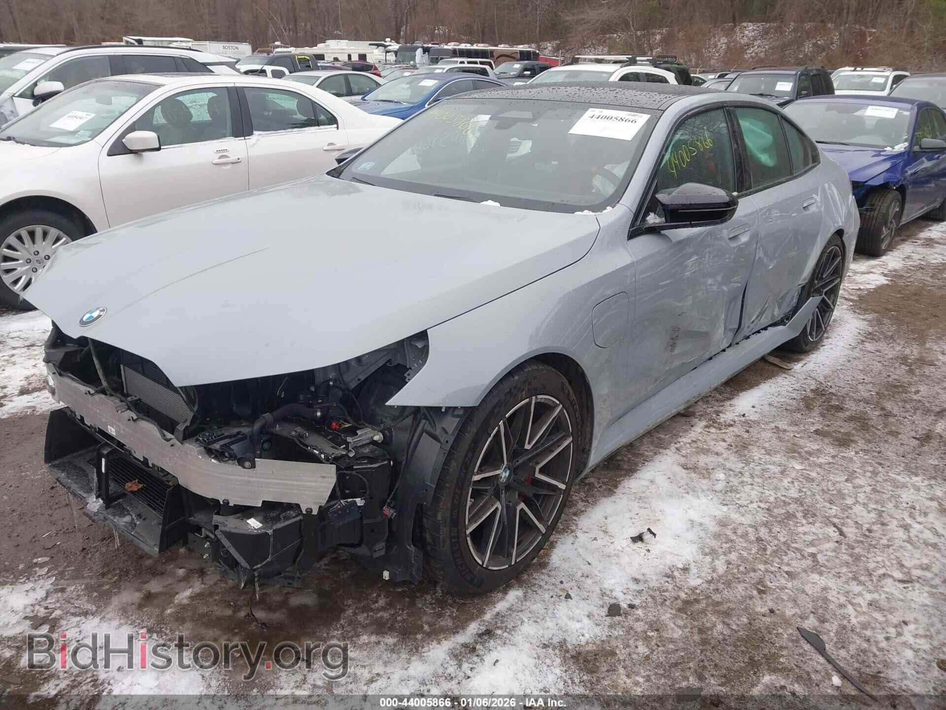 2026 BMW M5 - VIN: WBS83FK0XTCV28876 - Фото 2