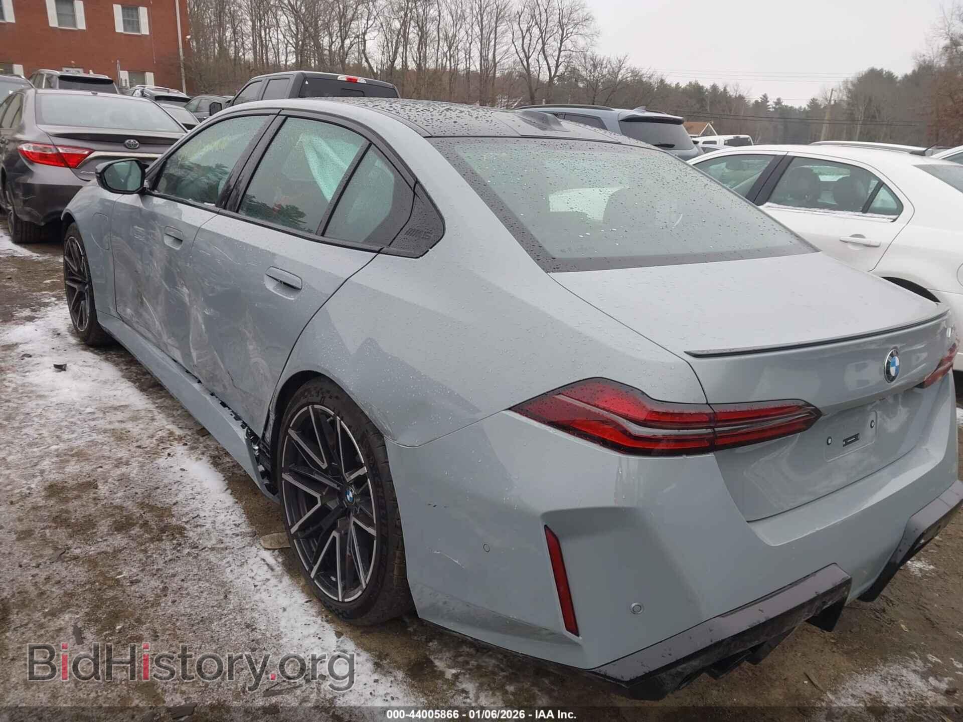 2026 BMW M5 - VIN: WBS83FK0XTCV28876 - Фото 3